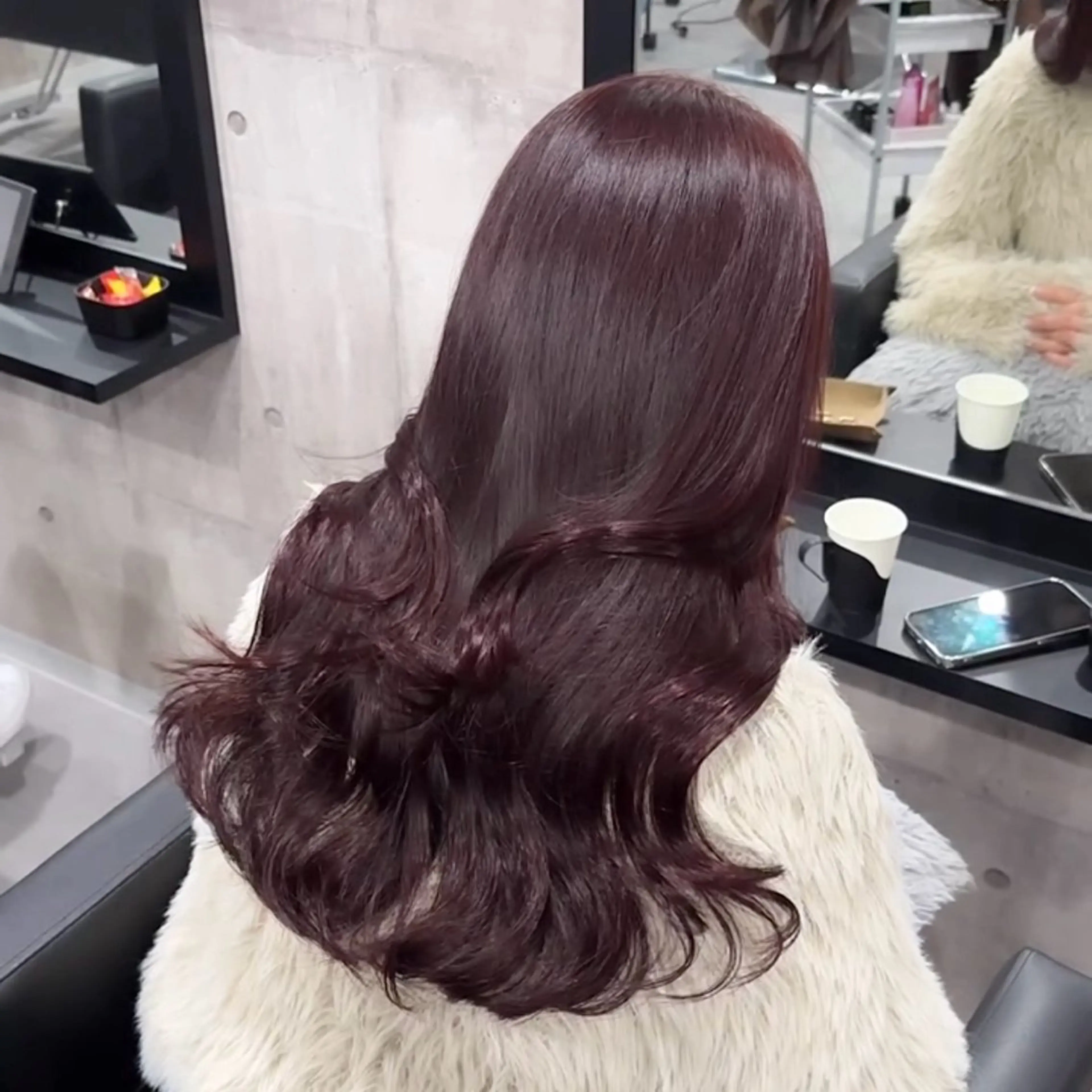 ロング カラー ブリーチ ダブルカラー ブリーチなしカラー 韓国風ヘア レイヤーカット _WHITE +南海難波所属・YUMI YUMIのヘアスタイル