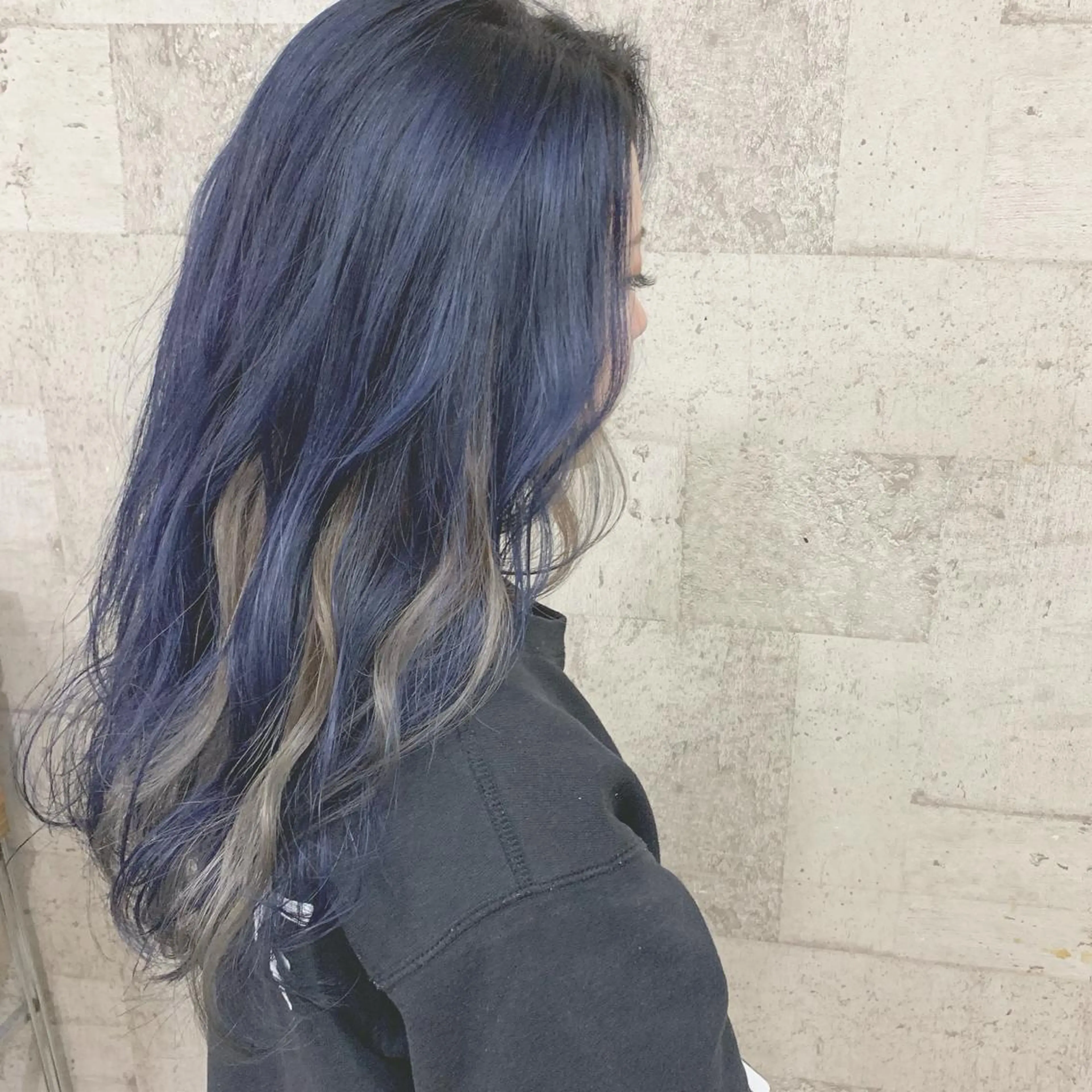 ロング インナーカラー/天神 ブリーチ/吉田のヘアスタイル