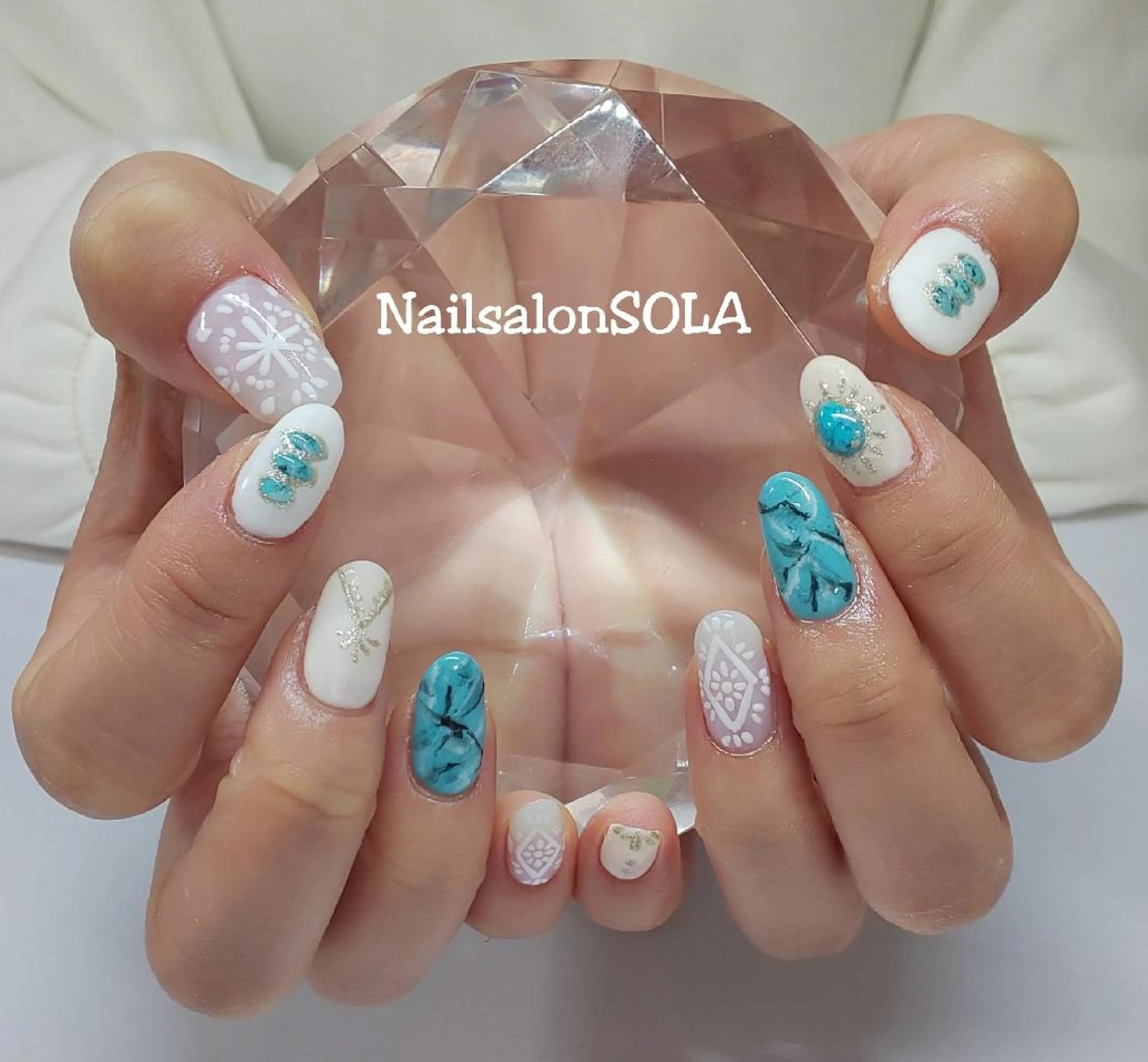 やり放題ジェルネイル✨✨(パーツつけ放題、カラー追加３色まで、持ち込みデザイン🆗)の写真