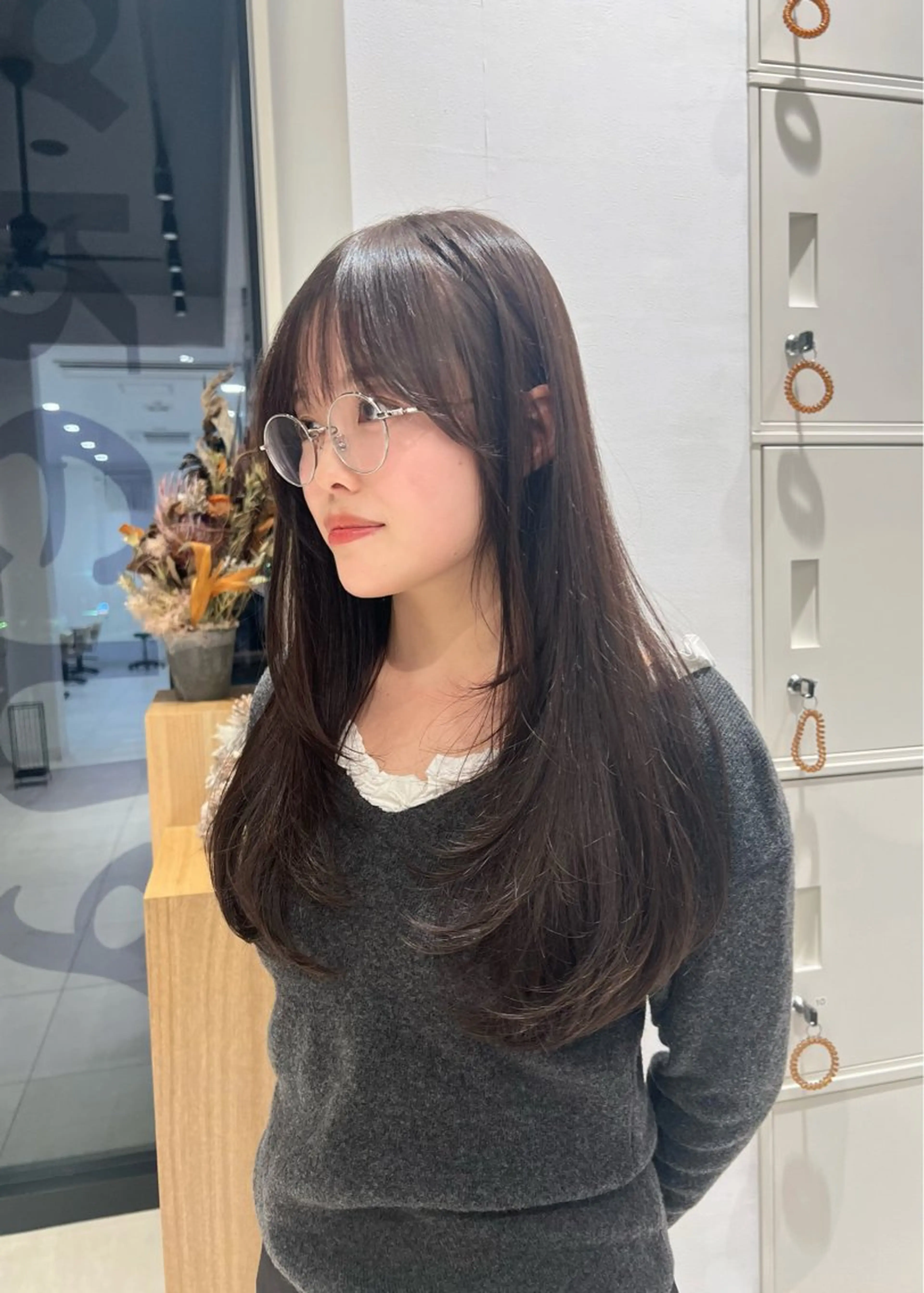 セミロング レイヤーカット 前田 流星のヘアスタイル