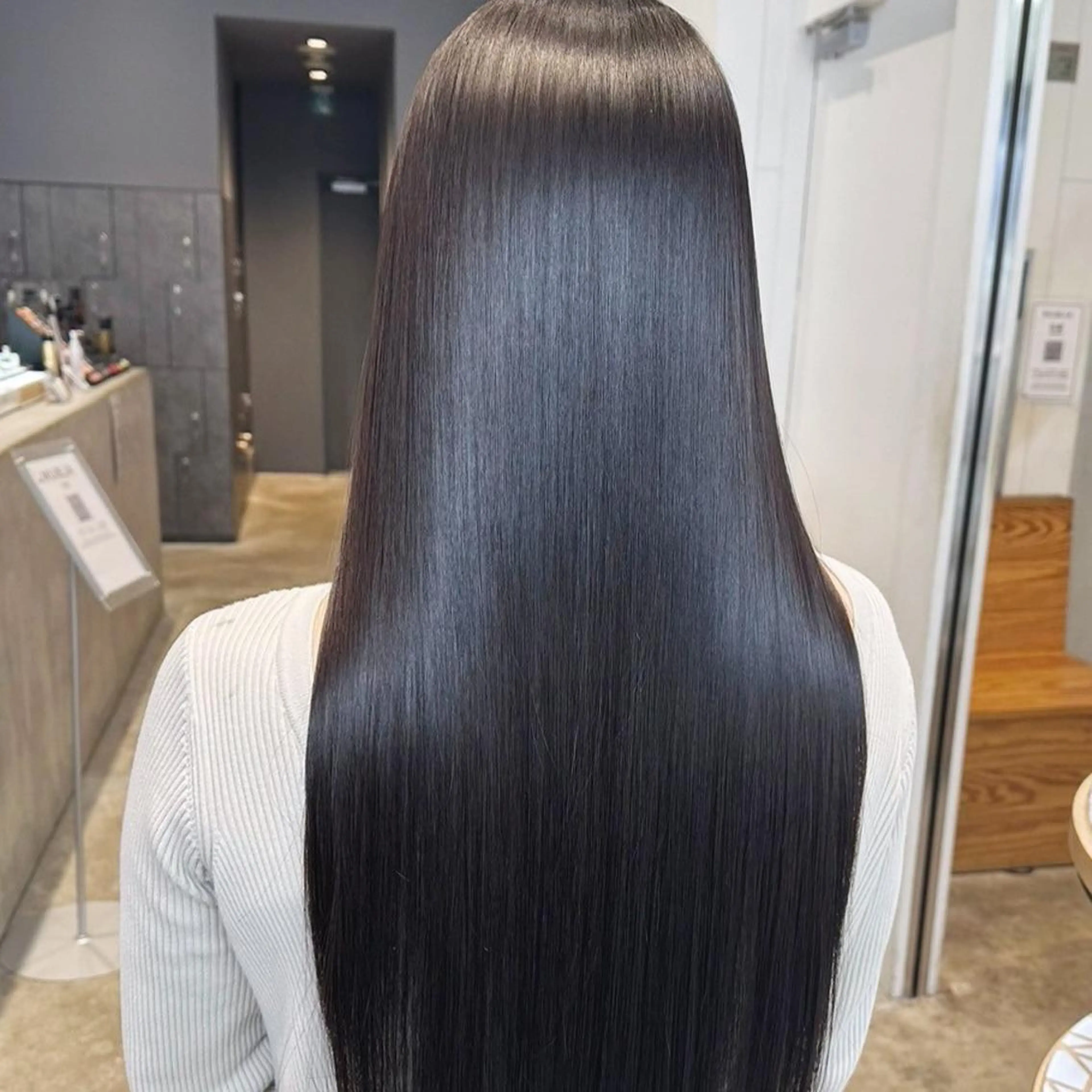 カラー ヘアアレンジ セミロング パーマ メルティカラー 似合わせカット カット 縮毛矯正 トリートメント ITbyALBUM 八王子店のヘアスタイル