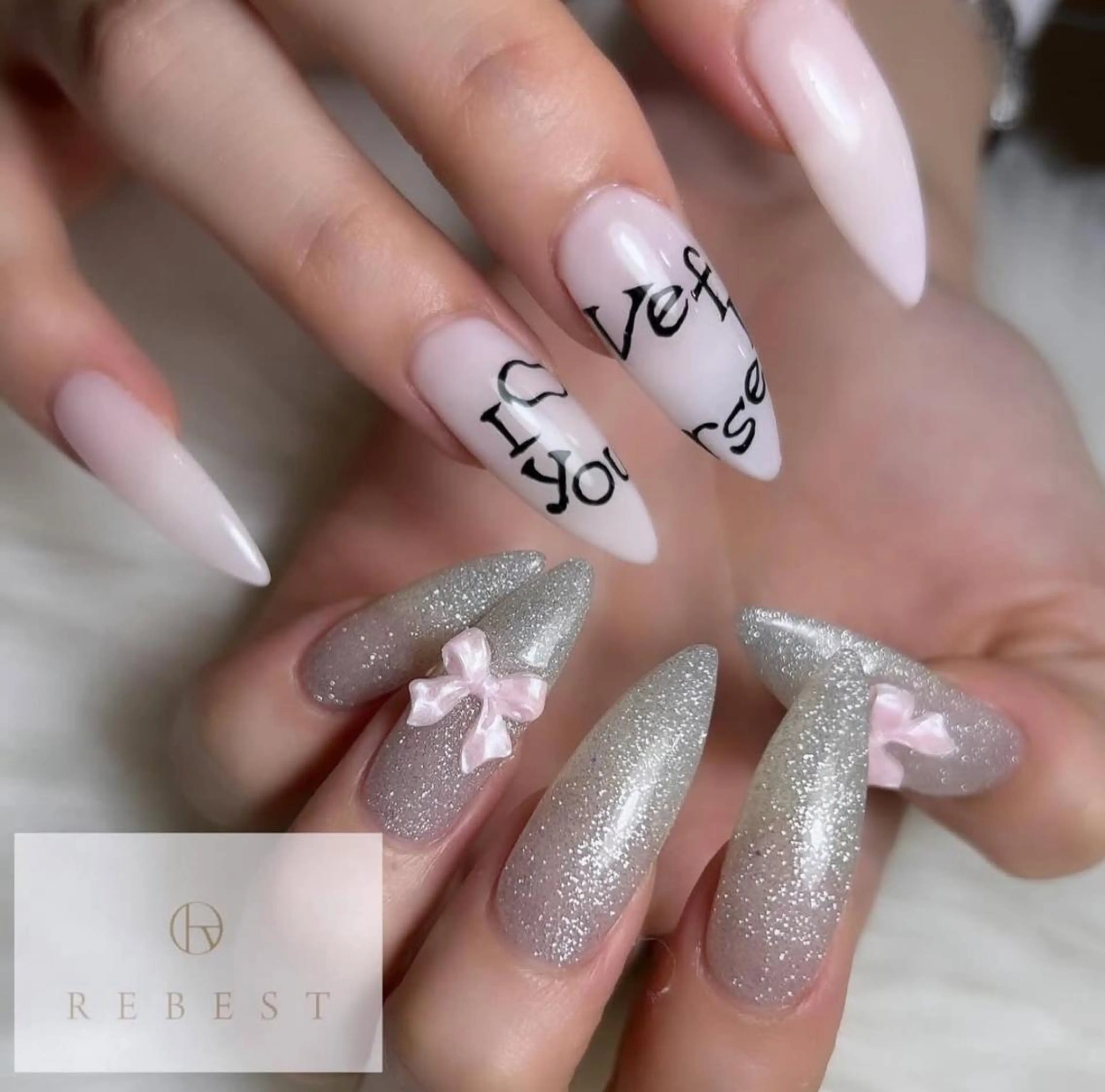 ネイル ❤️💛REBEST 京橋　nailのネイルデザイン