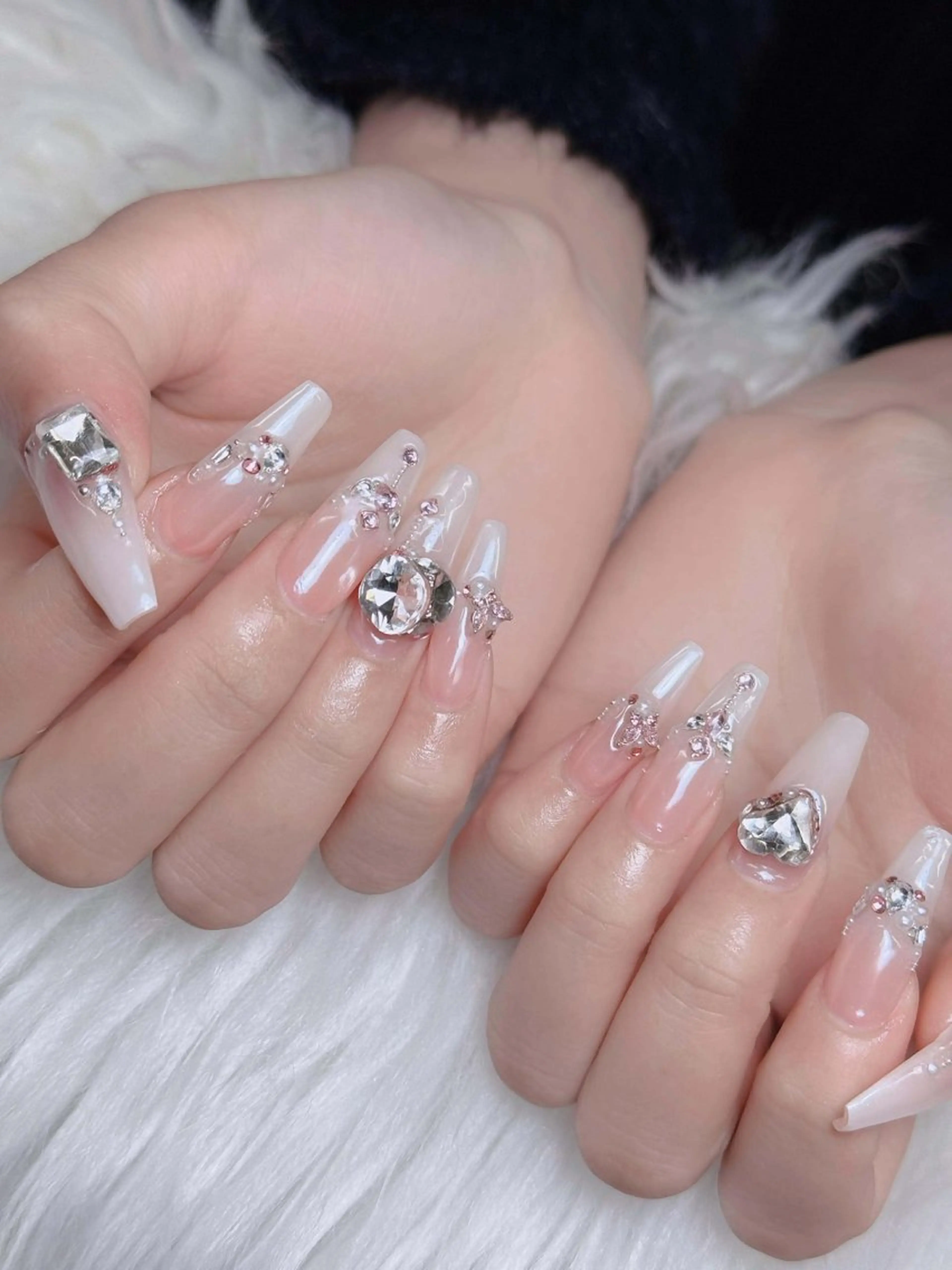 ネイル オーロラネイル チークネイル フットネイル フレンチネイル 韓国ネイル ハンドネイル Lumi Nailのネイルデザイン