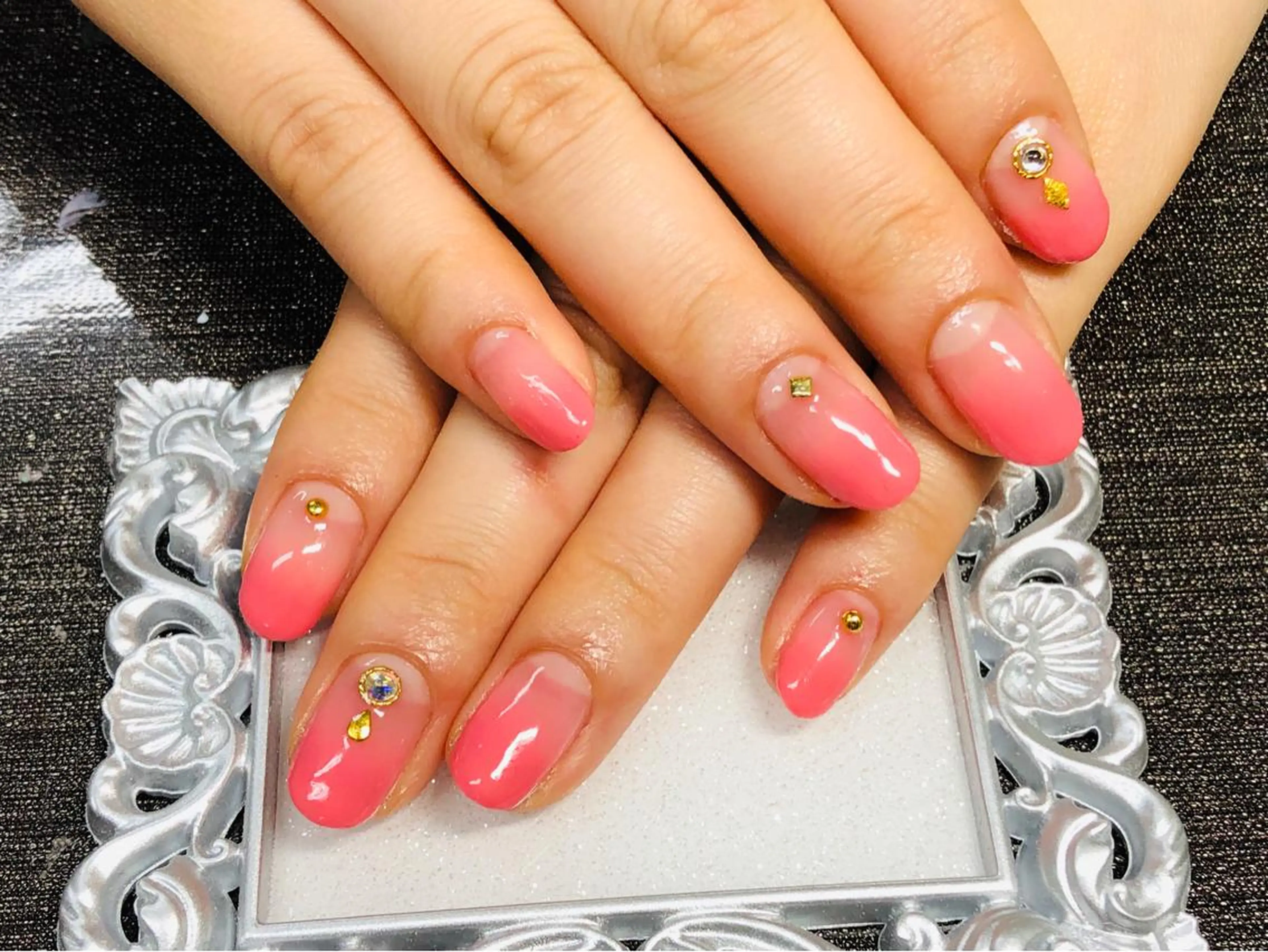 ネイル Tomita chikaのネイルデザイン