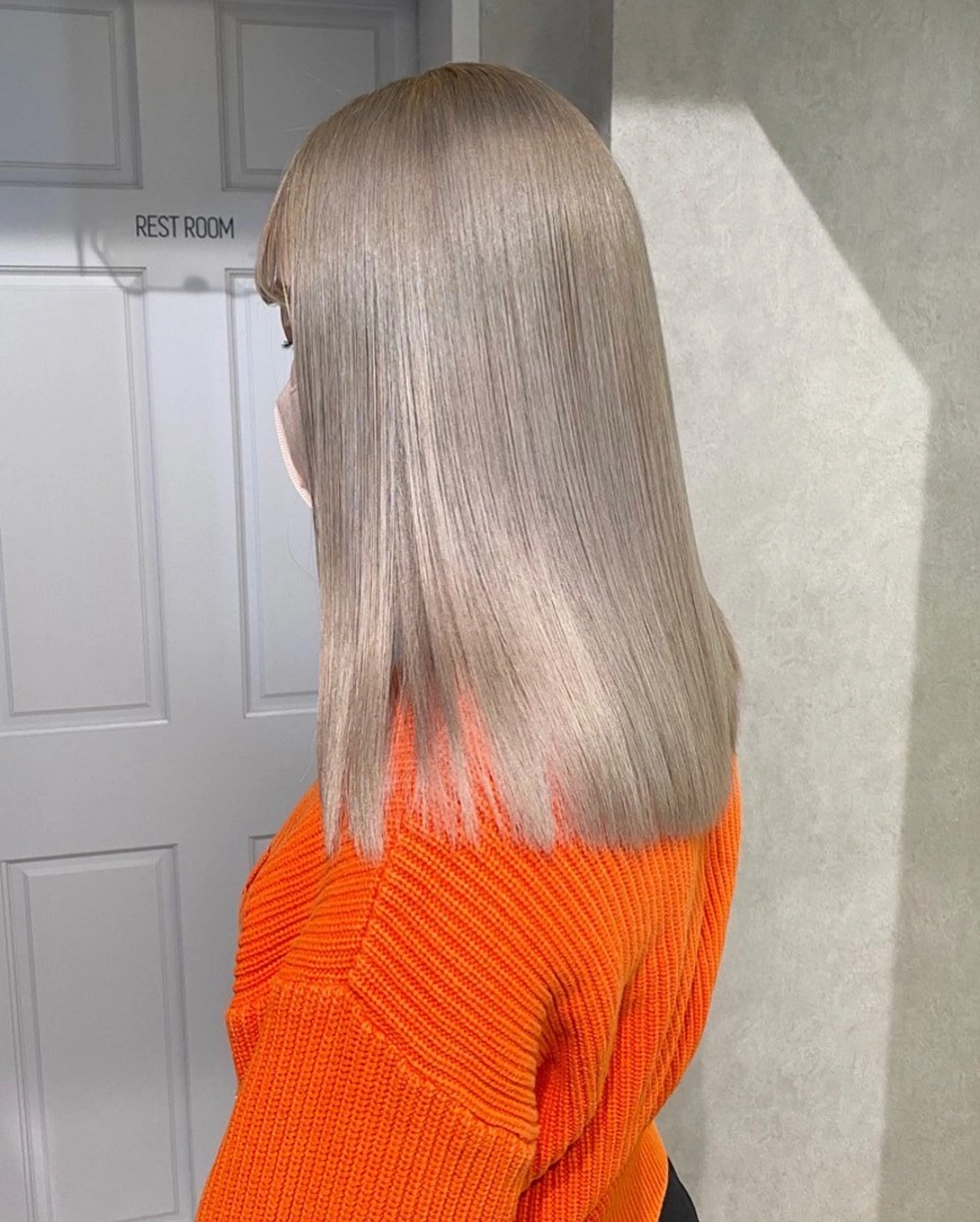 セミロング カラー ダブルカラー イヤリングカラー ハイトーンカラー インナーカラー エクステ ヘアカラー 髪質改善&艶カラー/ ほんだあみ (♡)のヘアスタイル