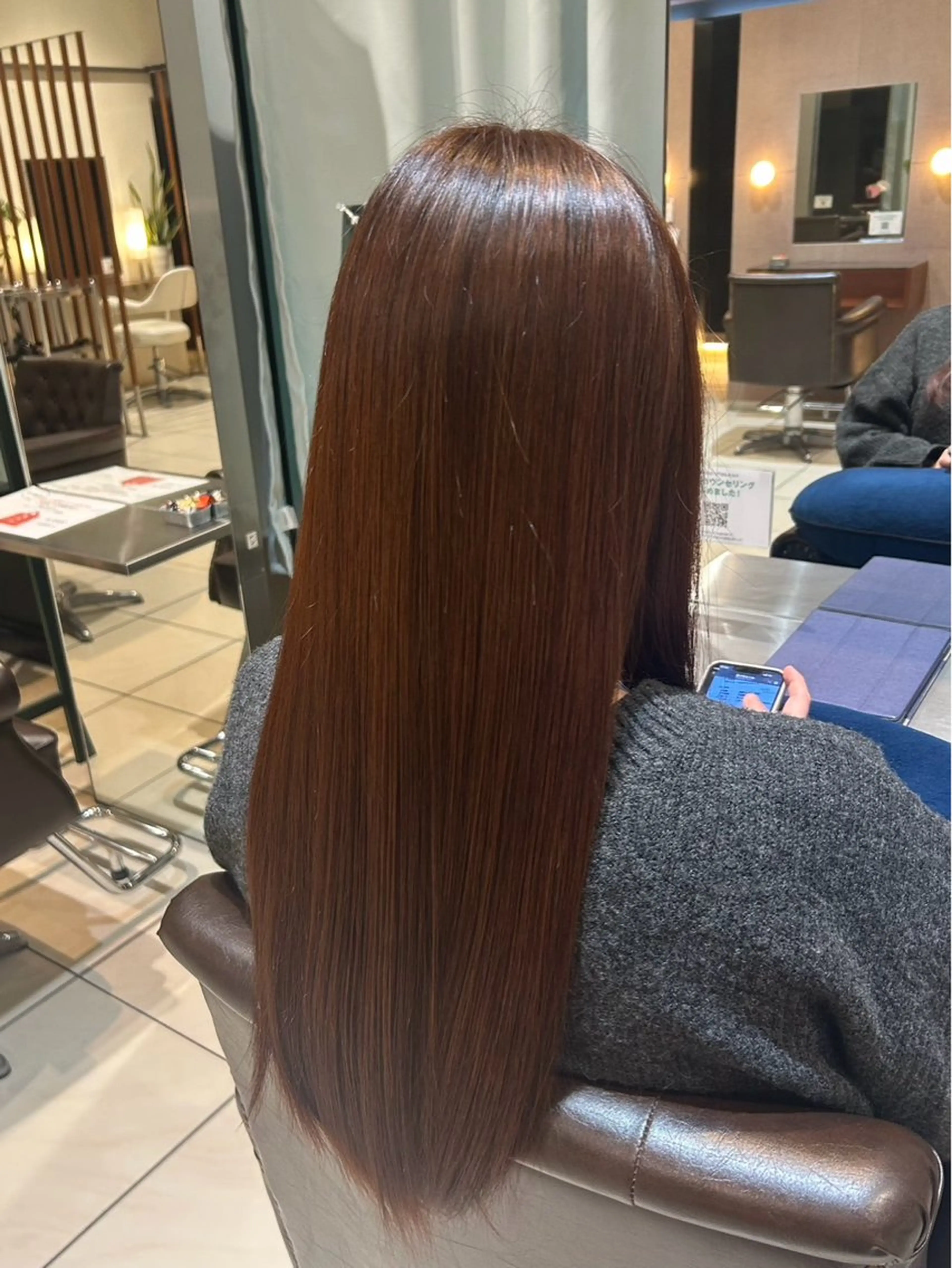 ロング ヘアカラー 手塚 佑樹のヘアスタイル