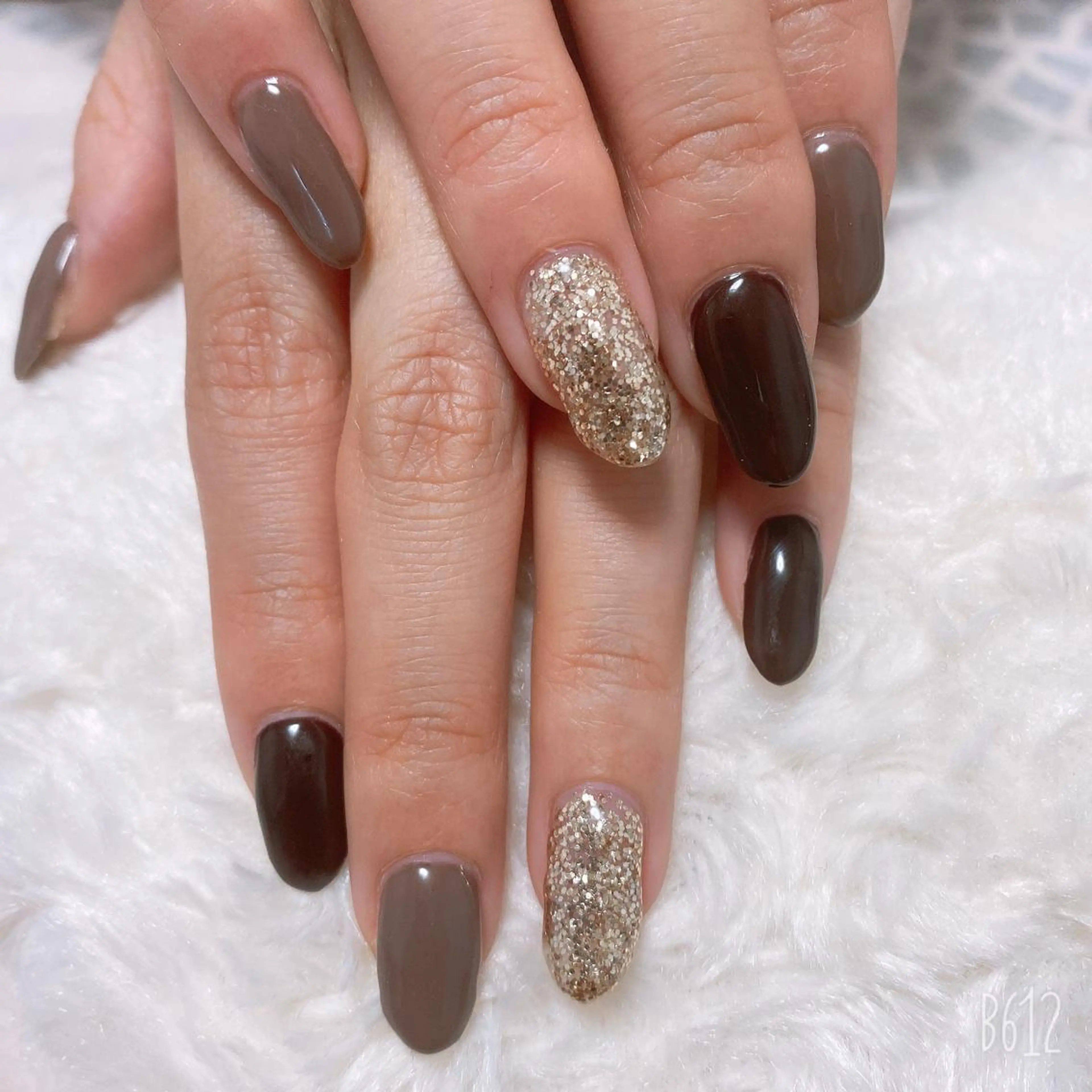 ネイル The Best Beauty受付担当のヘアスタイル