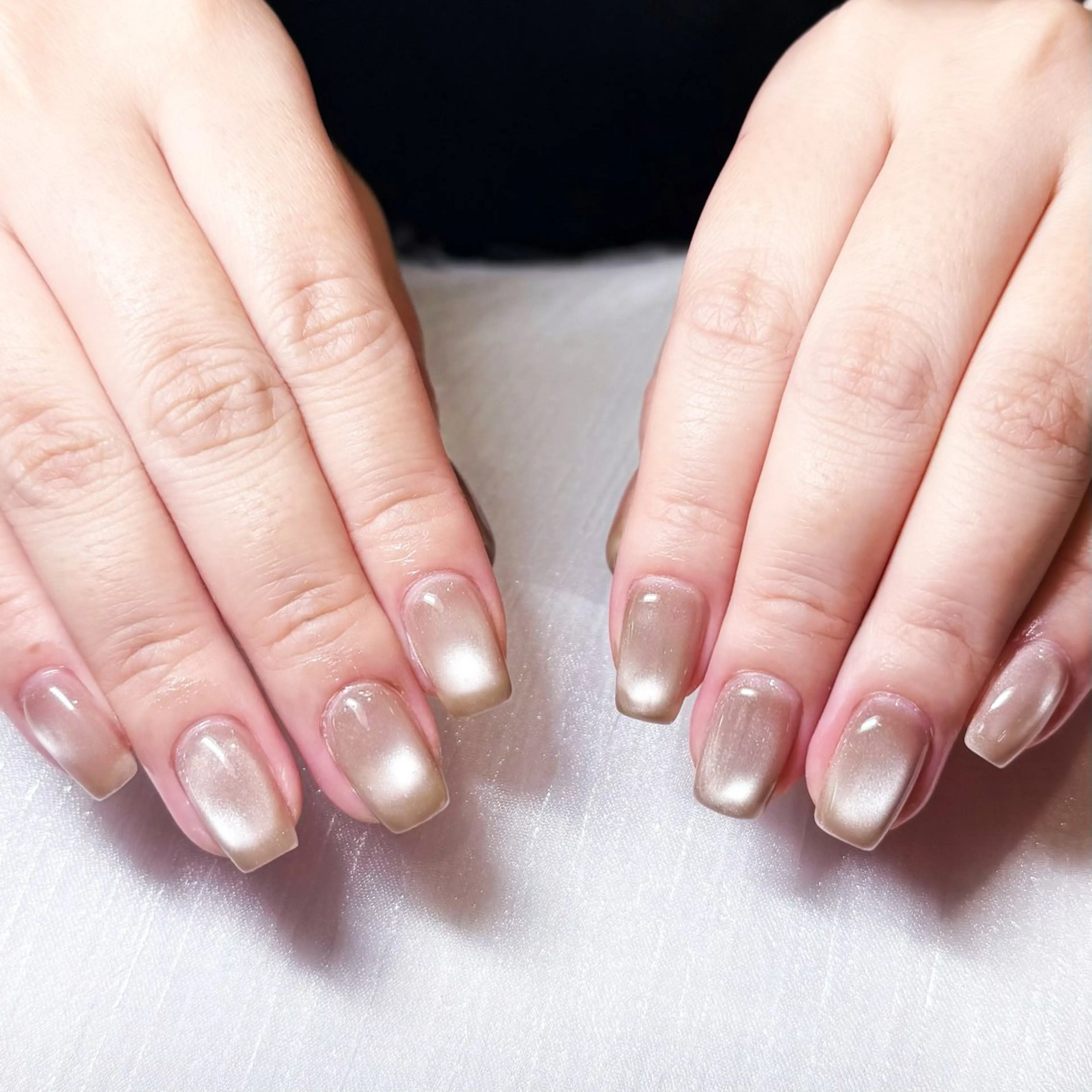 ネイル アートネイル オーロラネイル ガーリー キラキラネイル 韓国ネイル ハンドネイル ハンドケア DEMAIN- 🌸のネイルデザイン