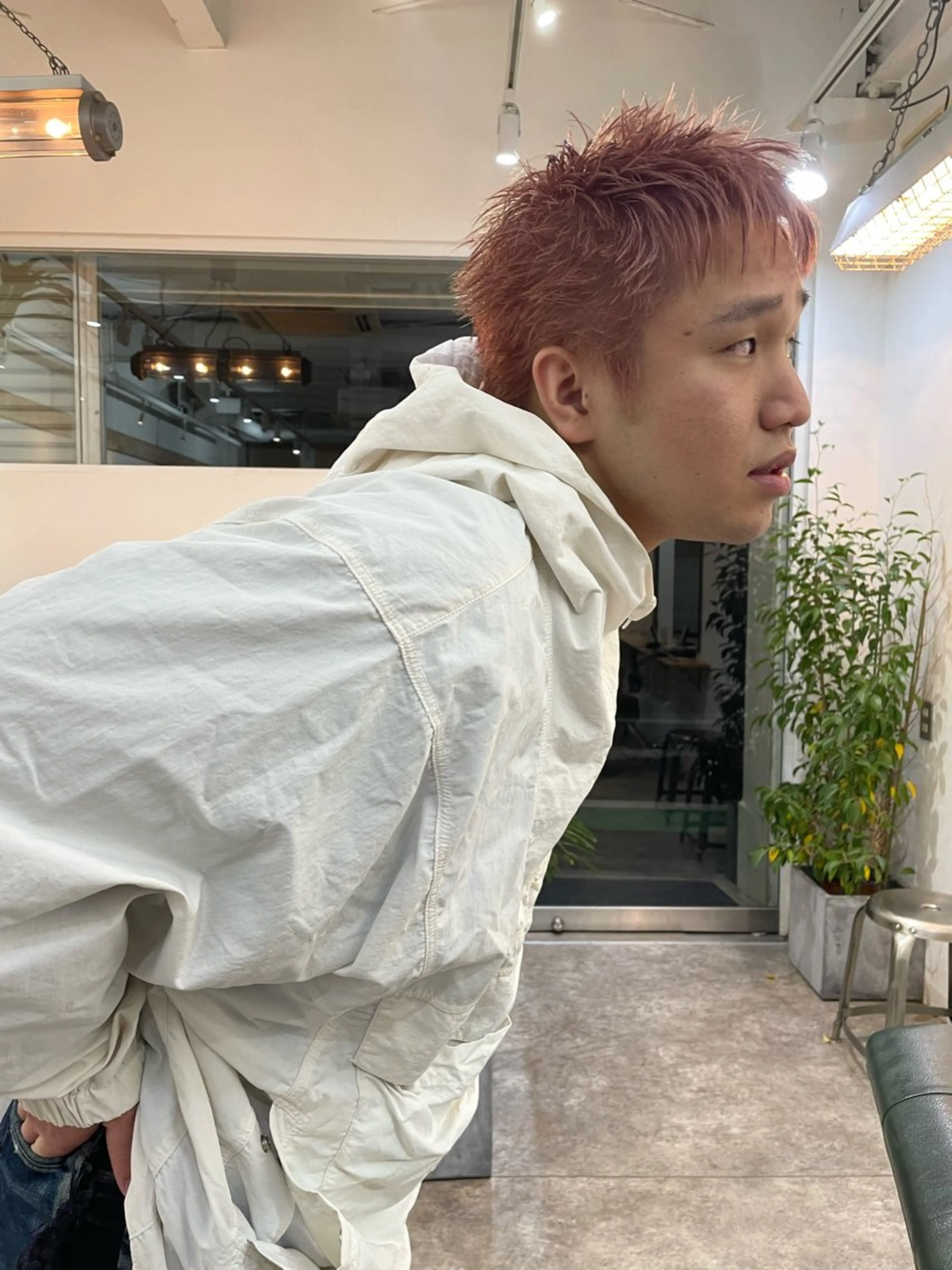 ショート カラー ベージュカラー ブリーチ ピンクカラー ピンクベージュ カット トリートメント 金井京介/レイヤー /ボブパーマのヘアスタイル