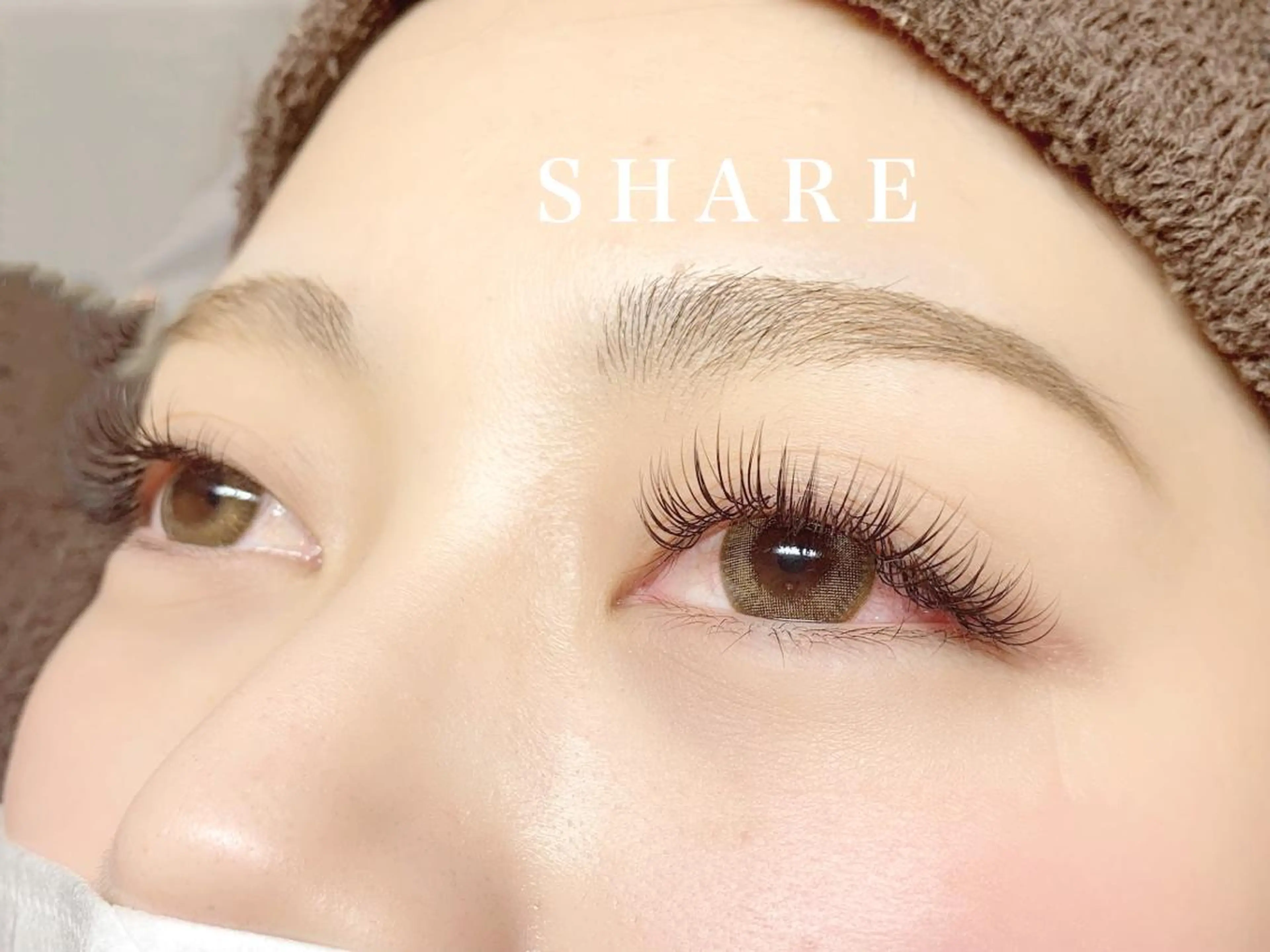 マツエク・マツパ 束感まつ毛 フラットラッシュ ＳＨＡＲＥ所属・正箱 真紗美の眉毛・アイブロウイメージ