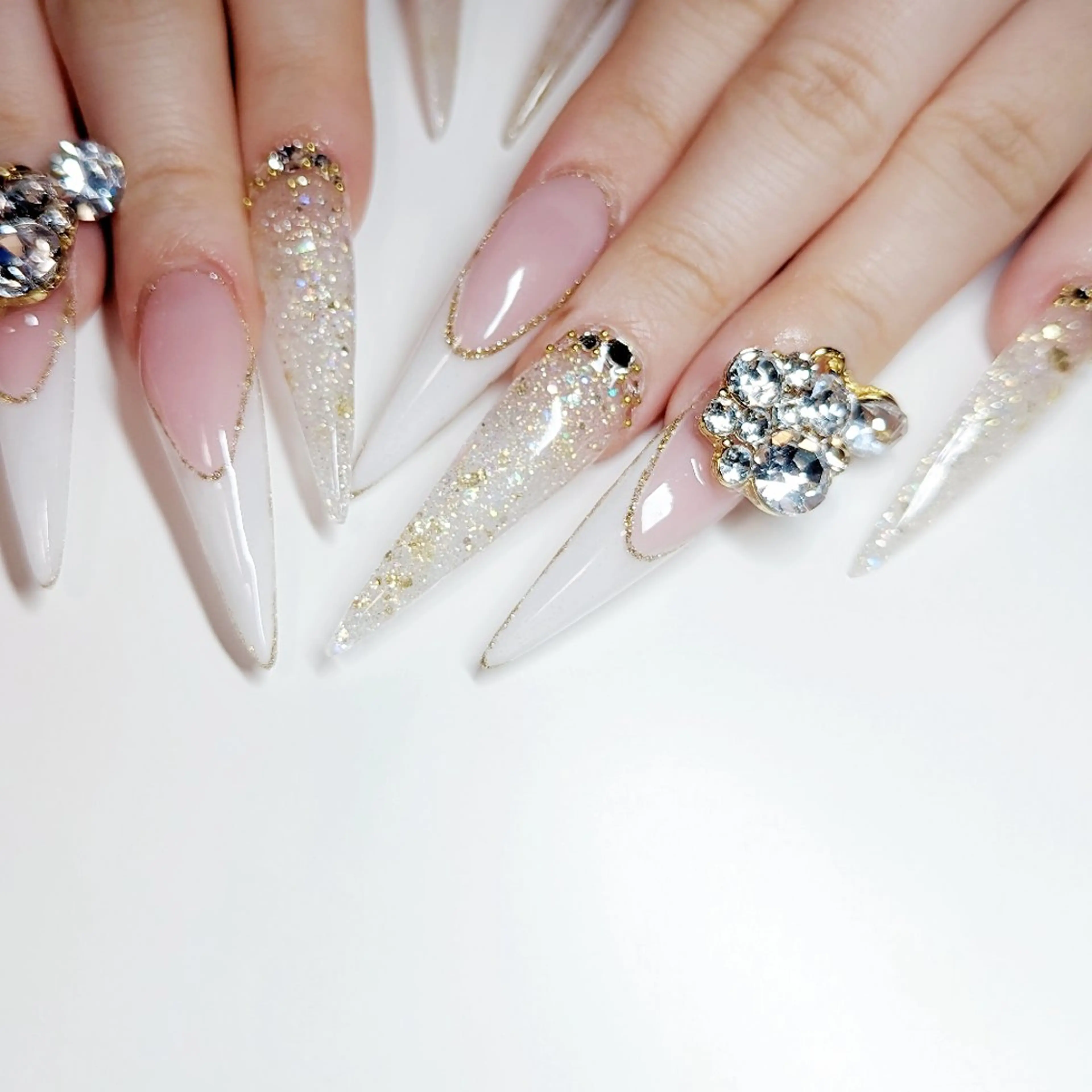 ネイル ハンドネイル クロキ 。のネイルデザイン