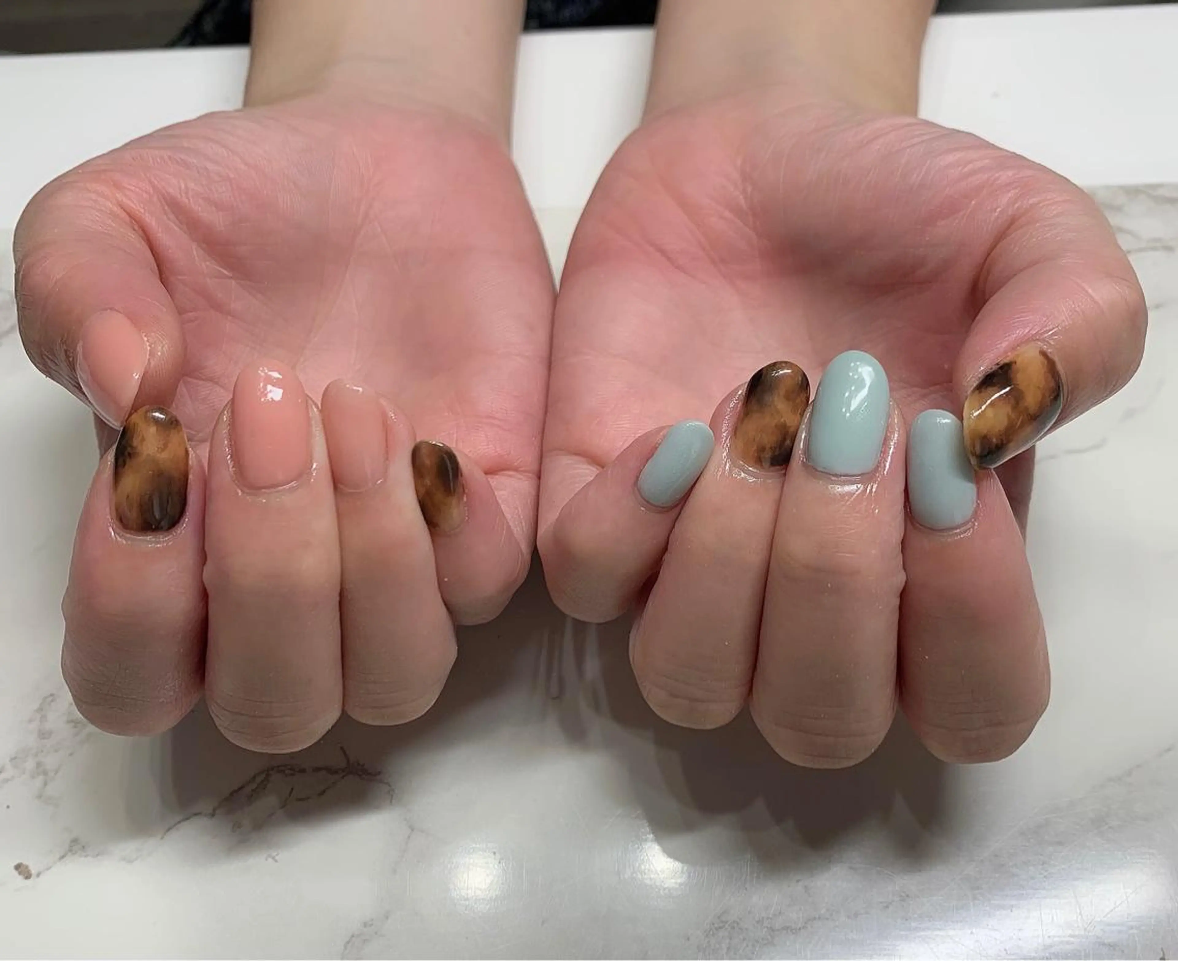 ネイル アートネイル べっ甲ネイル Nail Salon Momoのネイルデザイン