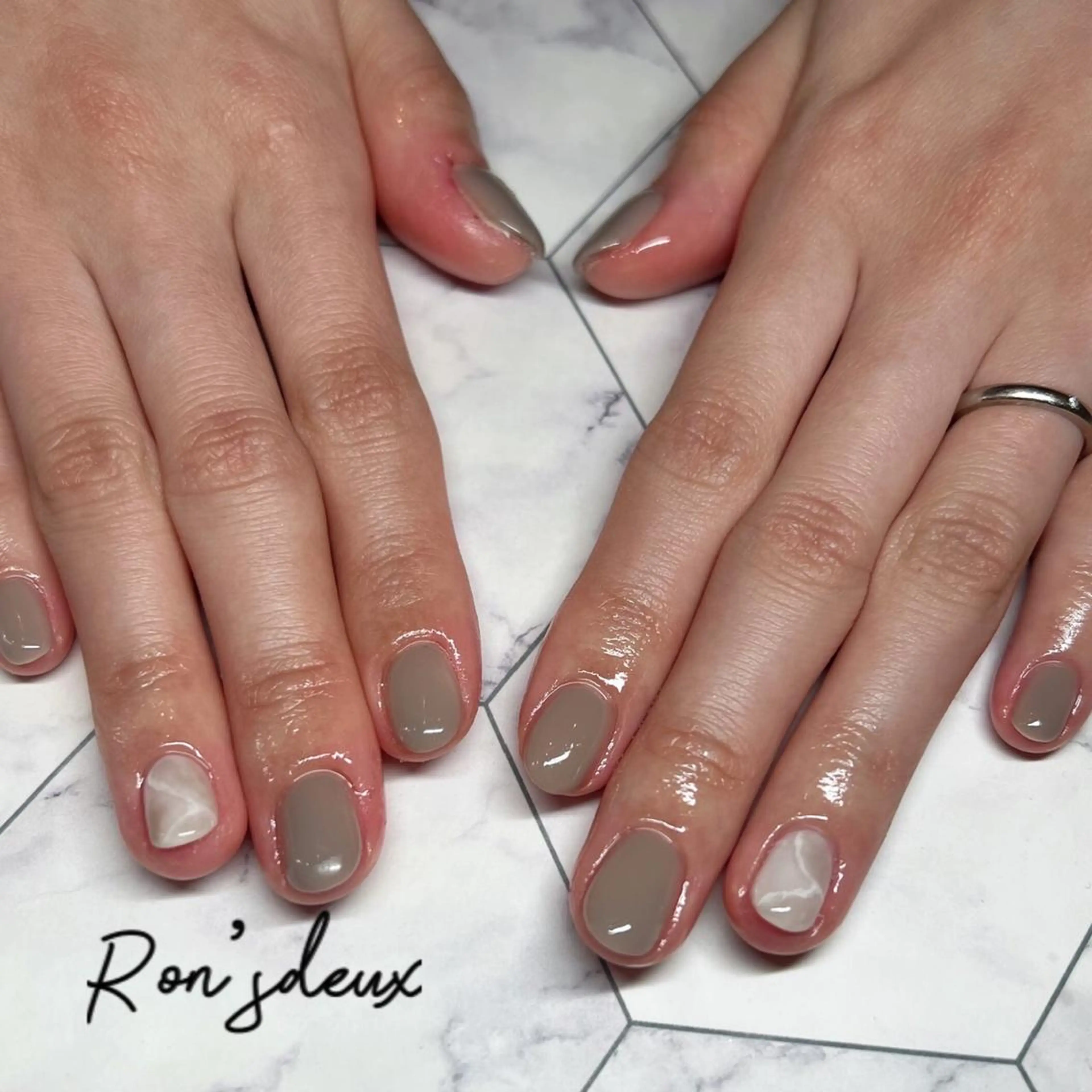 ネイル Ron's 成田のネイルデザイン