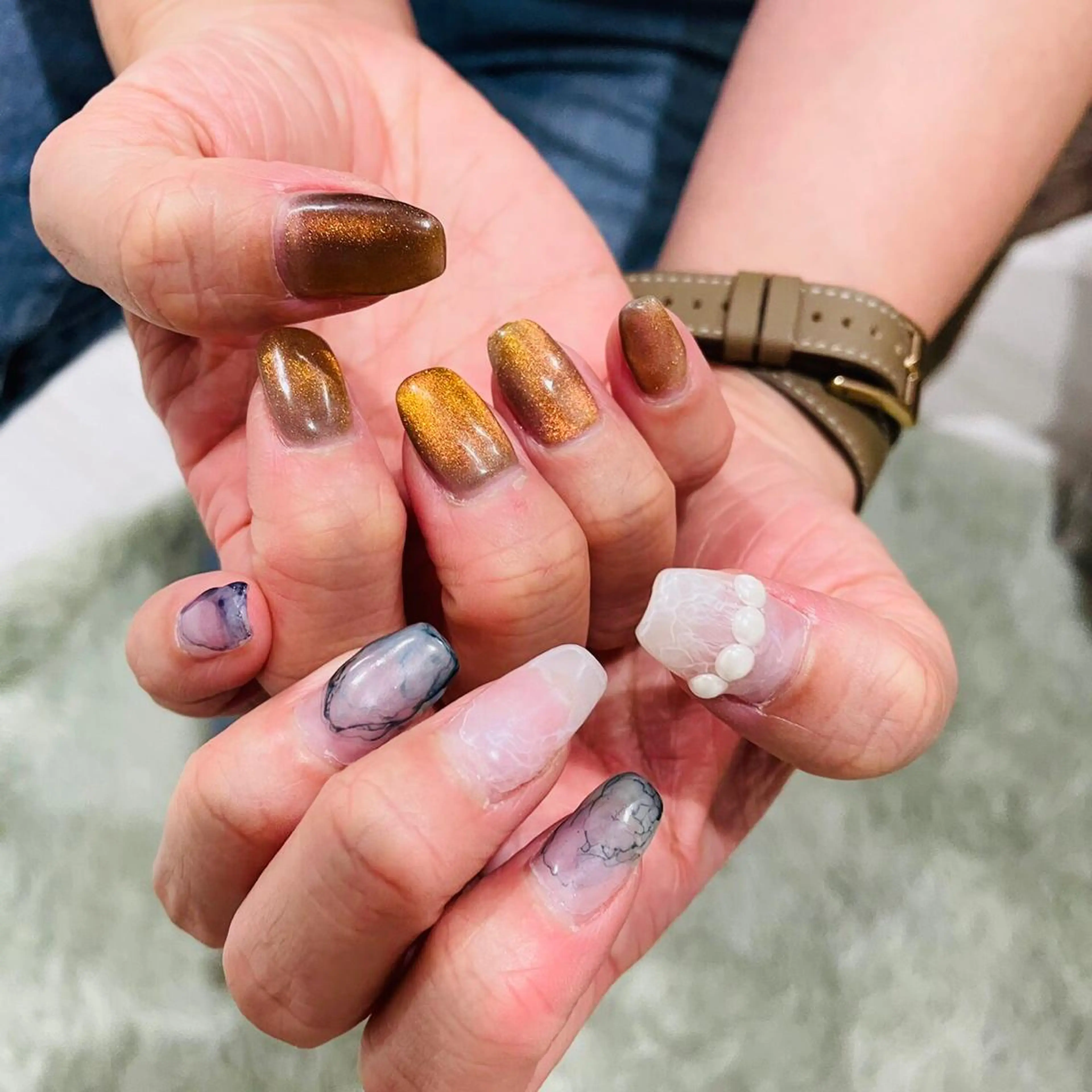 ネイル 入学式 フラッシュネイル フレンチネイル 卒業式 ラメ(グリッター) Ｈ3（エイチスリー）所属・H3 hitoのネイルデザイン