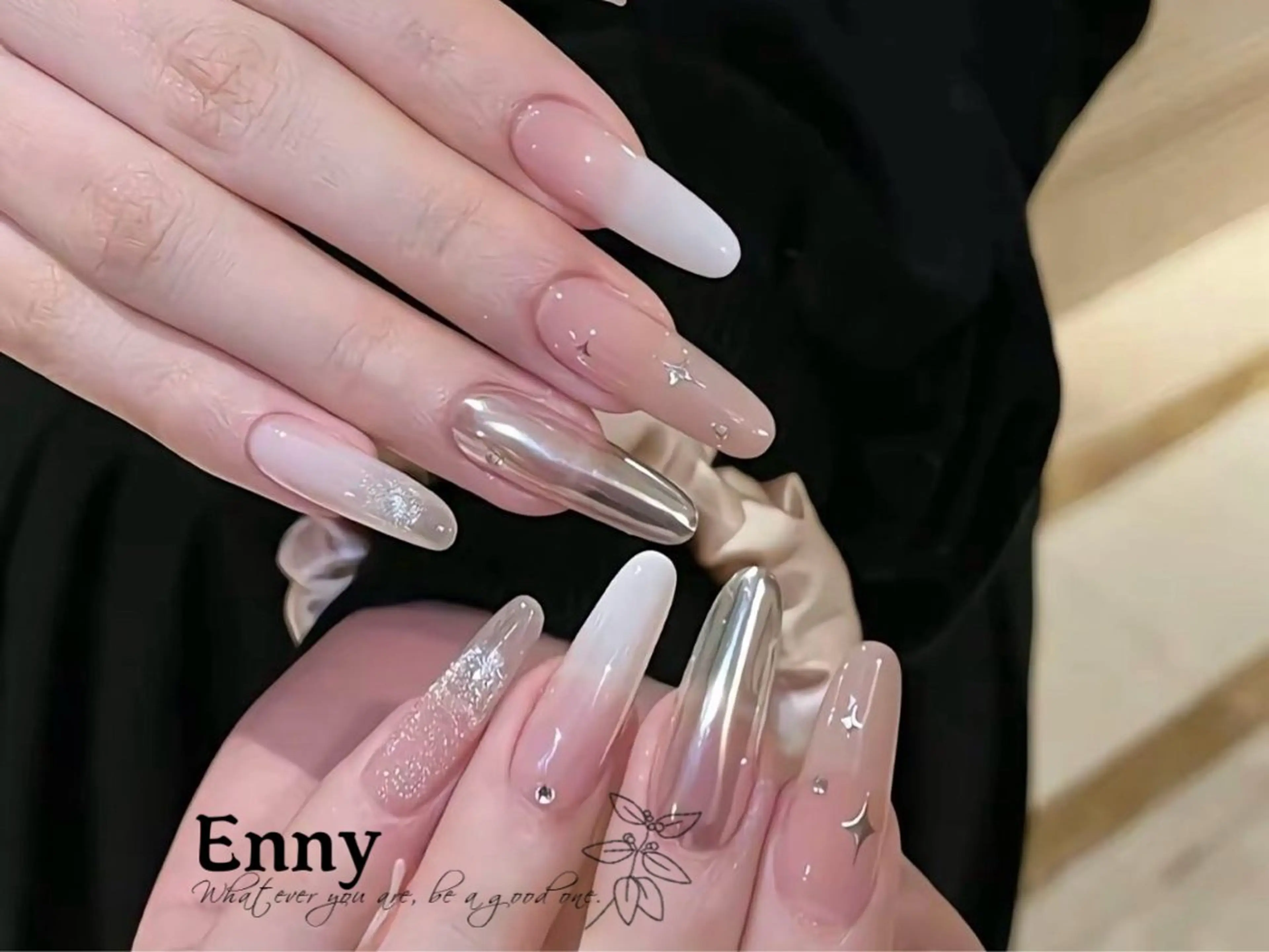 ネイル チークネイル 長さ出し フラッシュネイル フットネイル フレンチネイル ハンドネイル Enny ネイルサロンのネイルデザイン