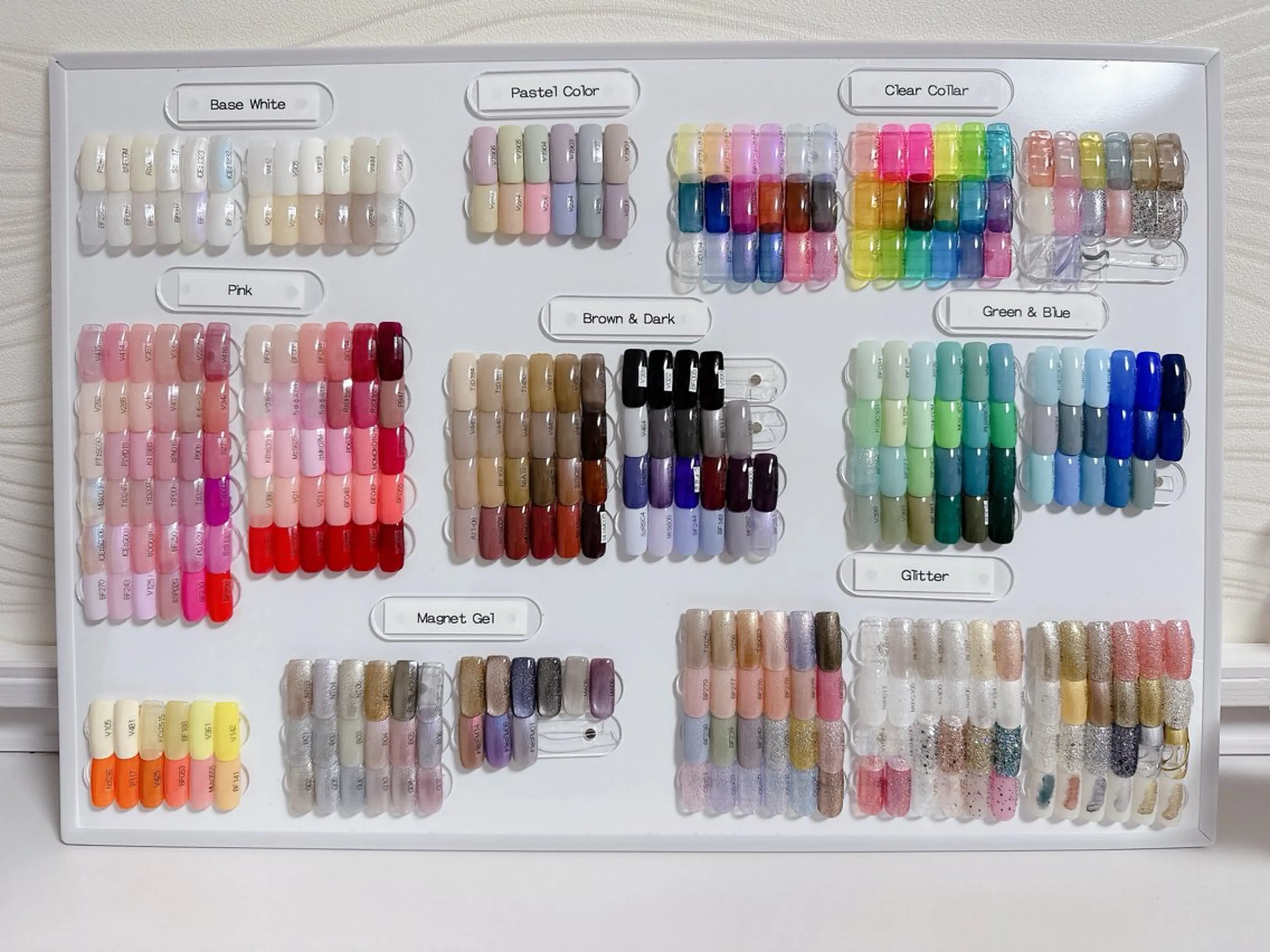 ネイル ジェルネイル グラデーション マグネットネイル ニュアンスネイル ワンホンネイル Lipi nailのネイルデザイン