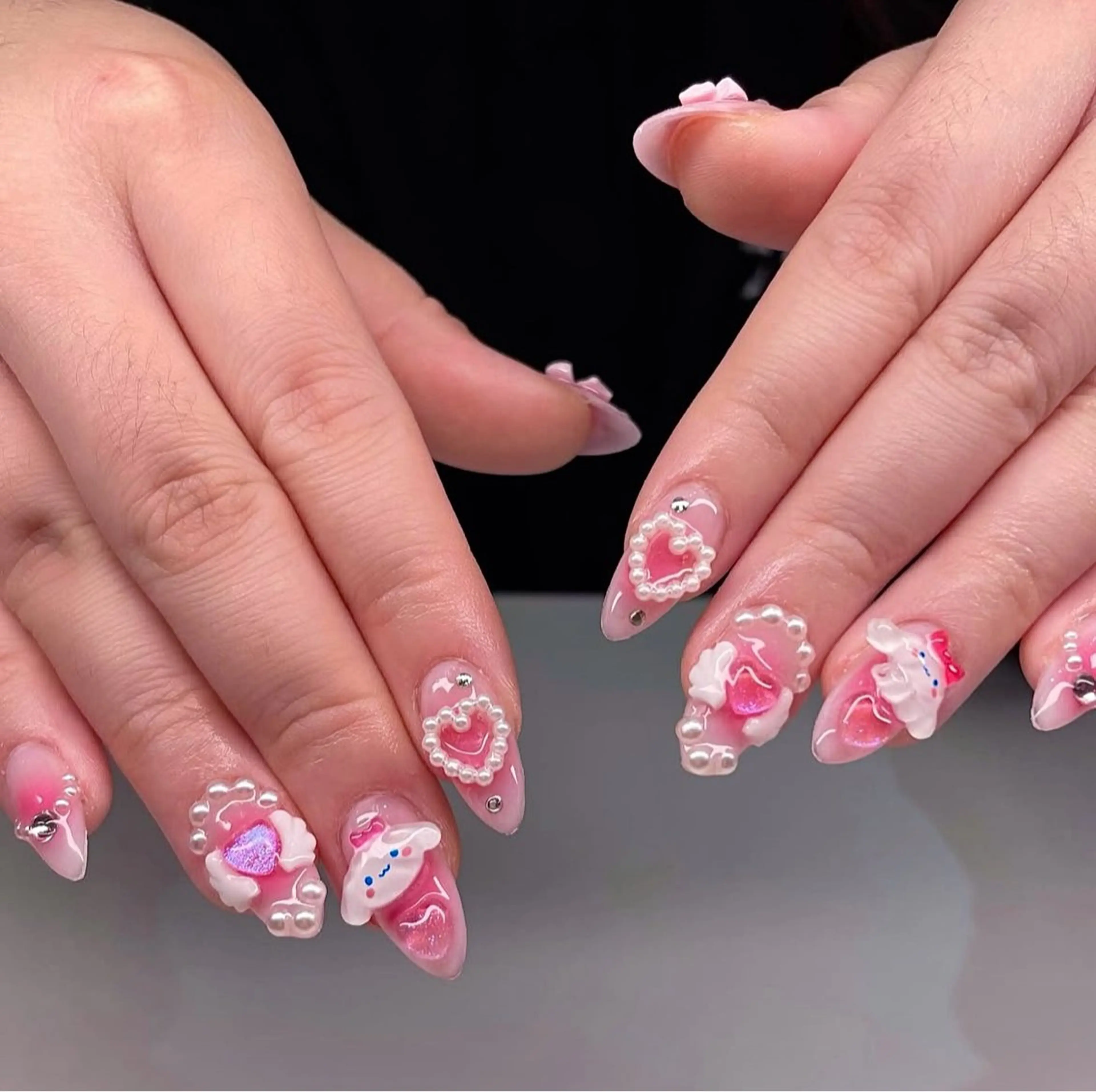 ネイル チークネイル 桜ネイル フレンチネイル ジェルネイル ガラスフレンチ ハンドネイル Rin Nail 新大久保店のネイルデザイン