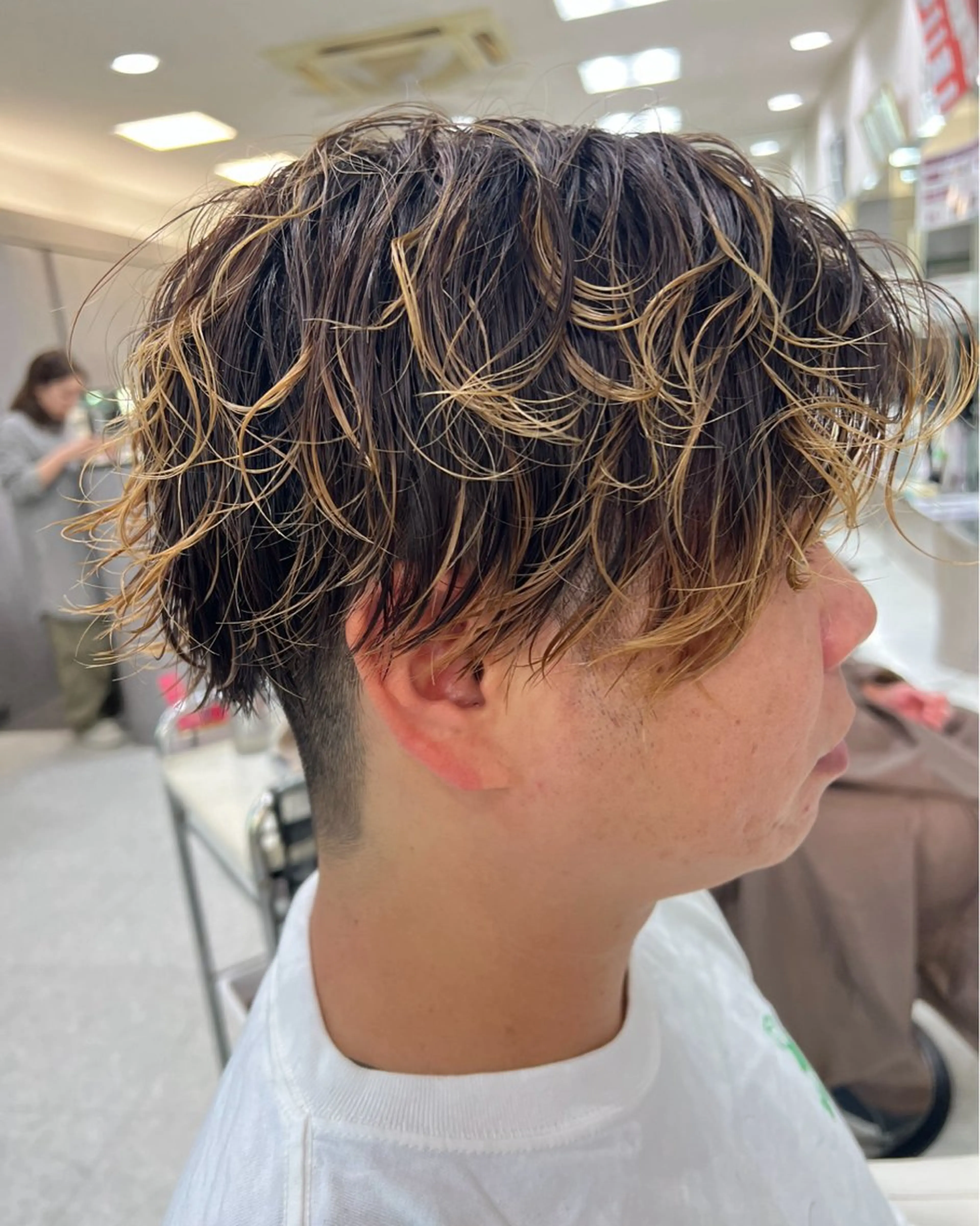 ショート STELLA sannomiya所属・着付けアレンジ、スパ 定評あり◎タナカエミの眉毛・アイブロウイメージ