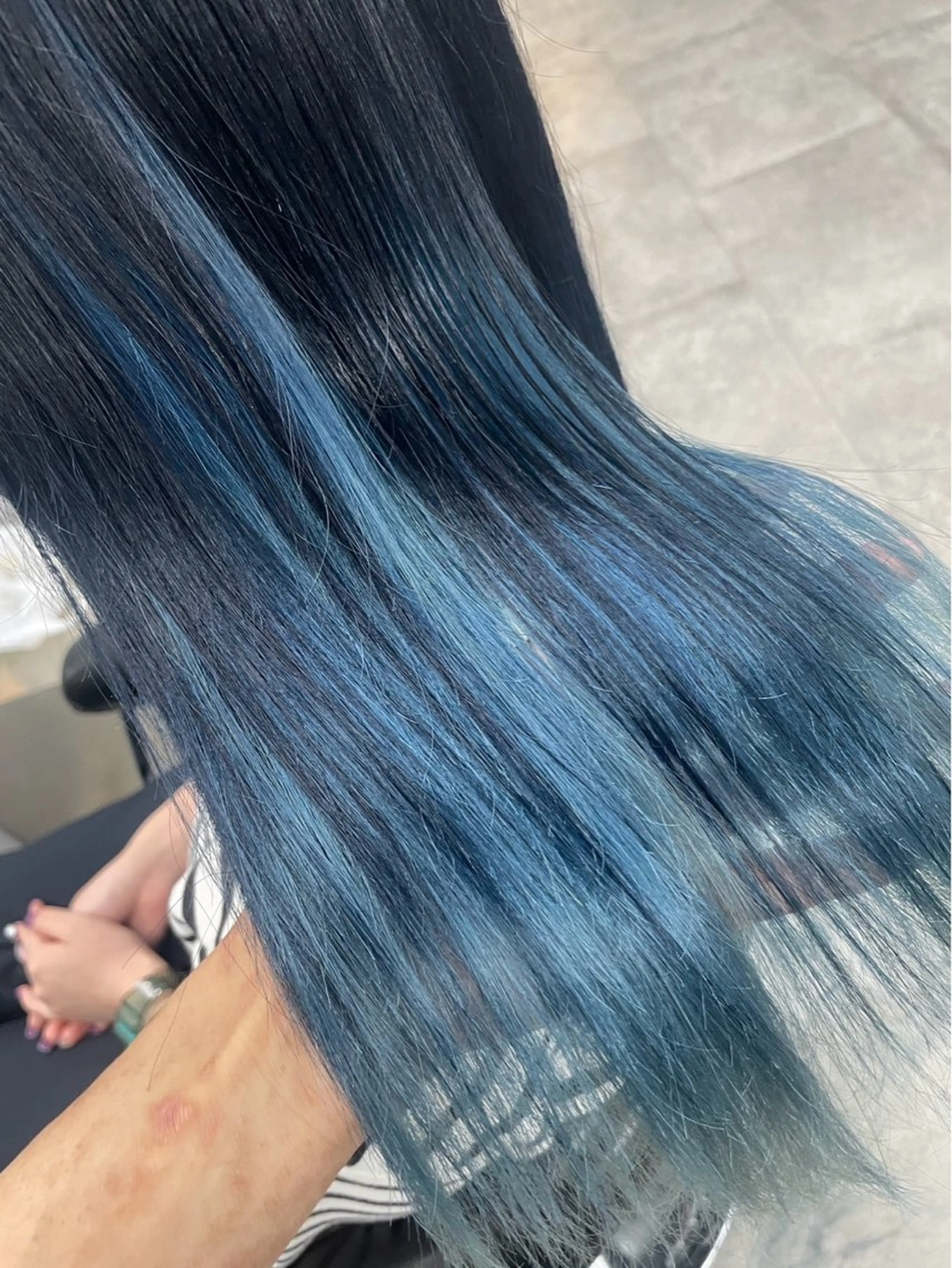 セミロング カラー カット ヘアカラー トリートメント あなたのお悩み改善" You"💚❤️💛のヘアスタイル