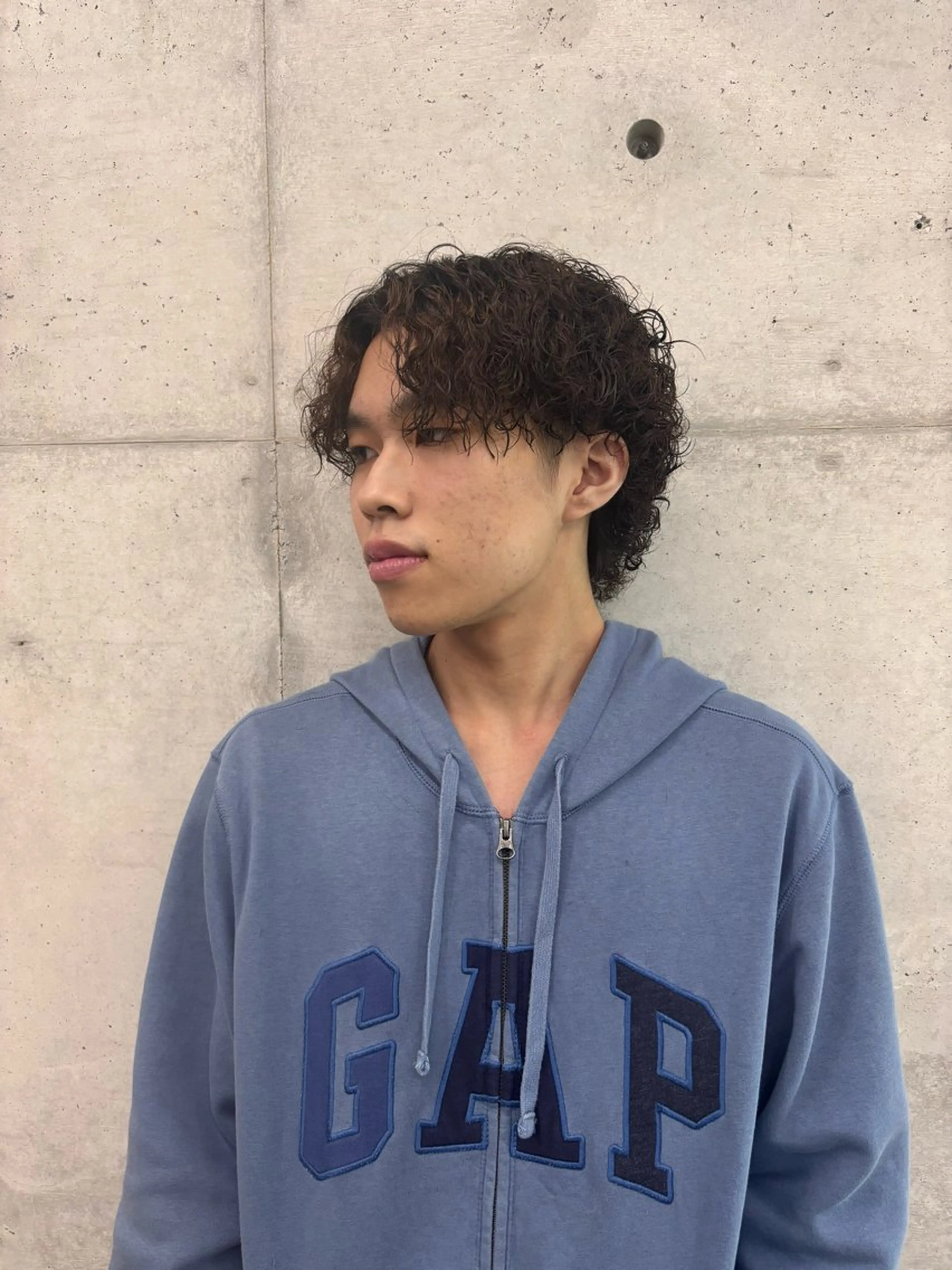 ショート パーマ メンズ メンズパーマ プードルパーマ プードルパーマ カット LOMARLIE YUSUKE🫧のヘアスタイル