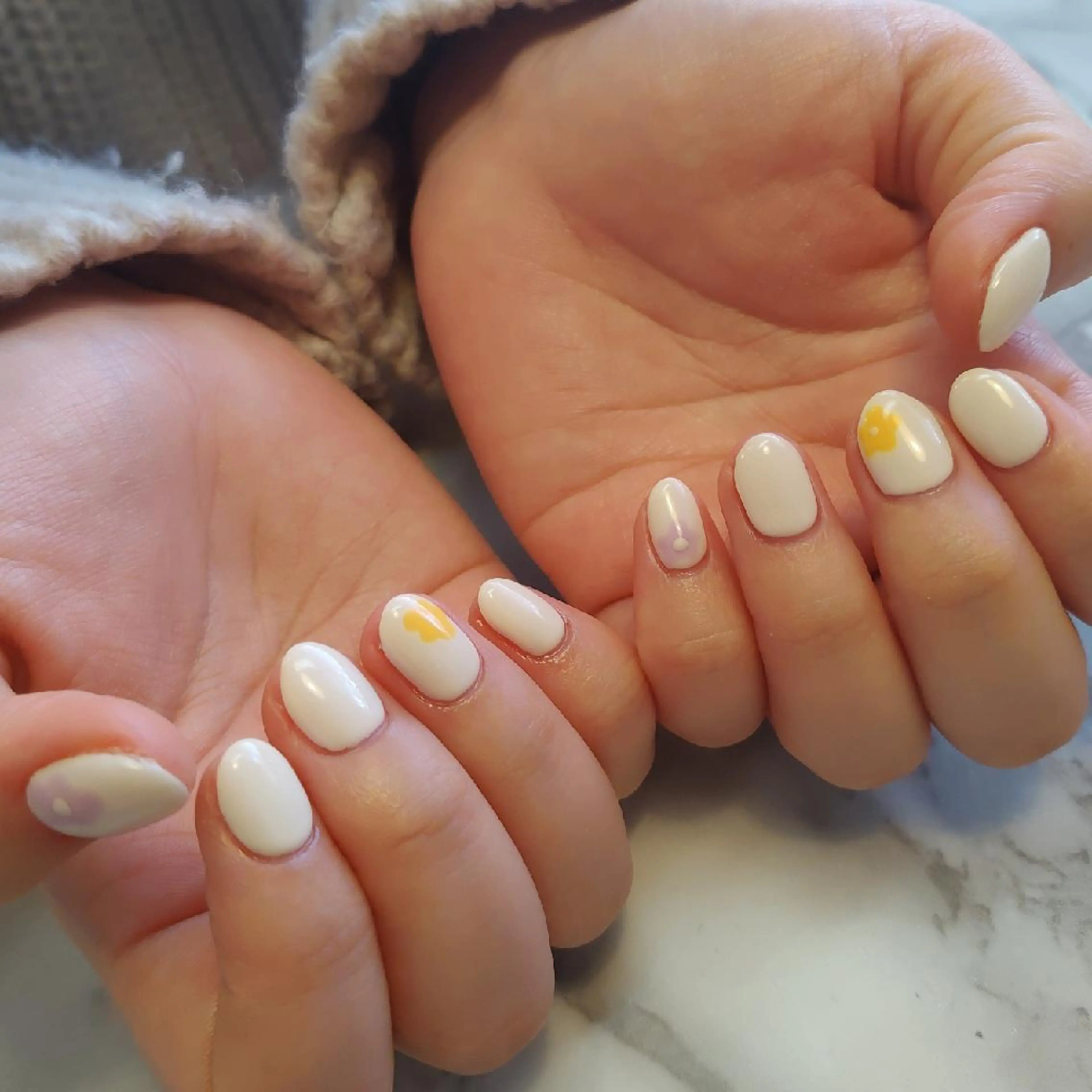 ネイル ジェヌインネイル 河内のネイルデザイン