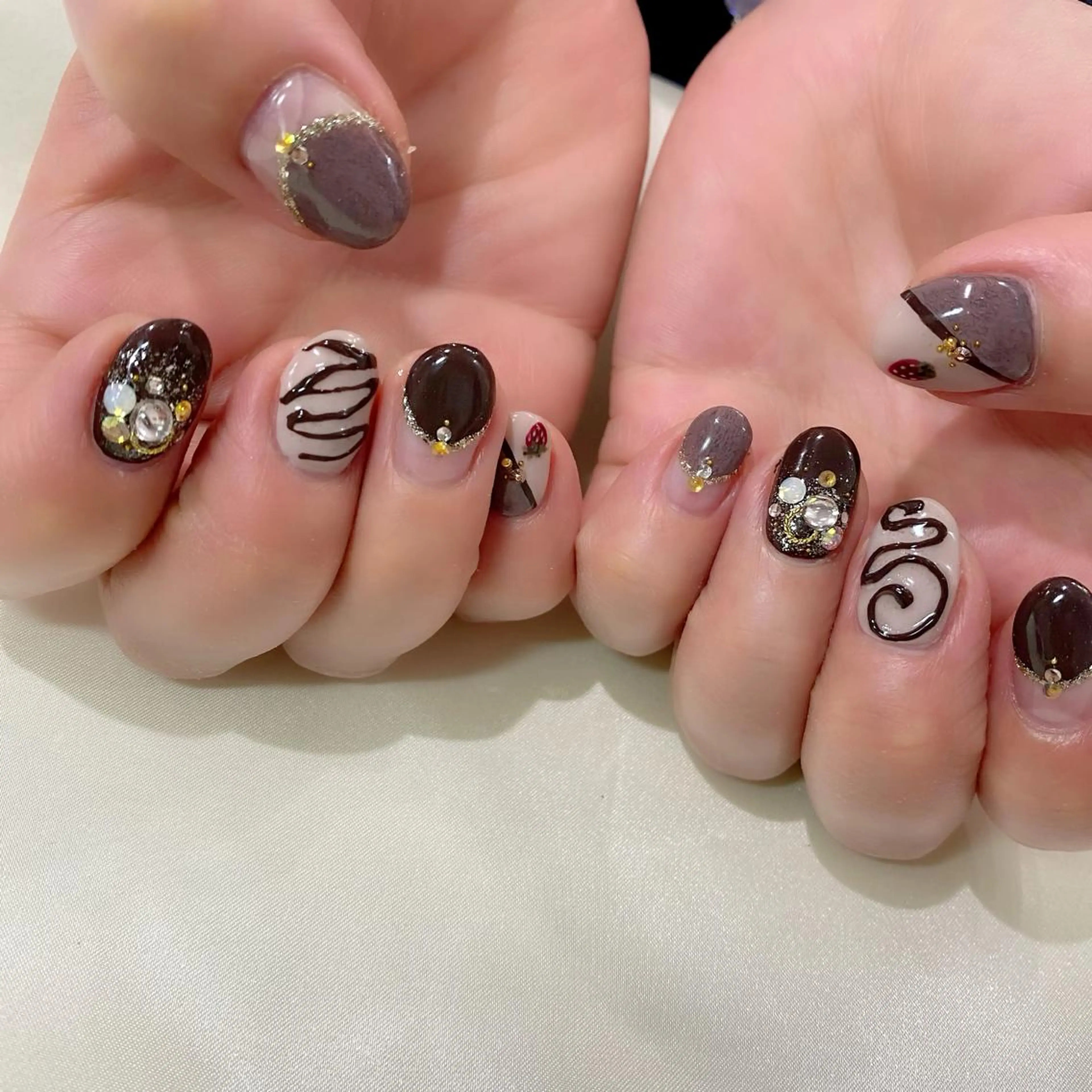 ネイル ブラウン バレンタイン 冬ネイル ハンドネイル Salon Ｋのネイルデザイン