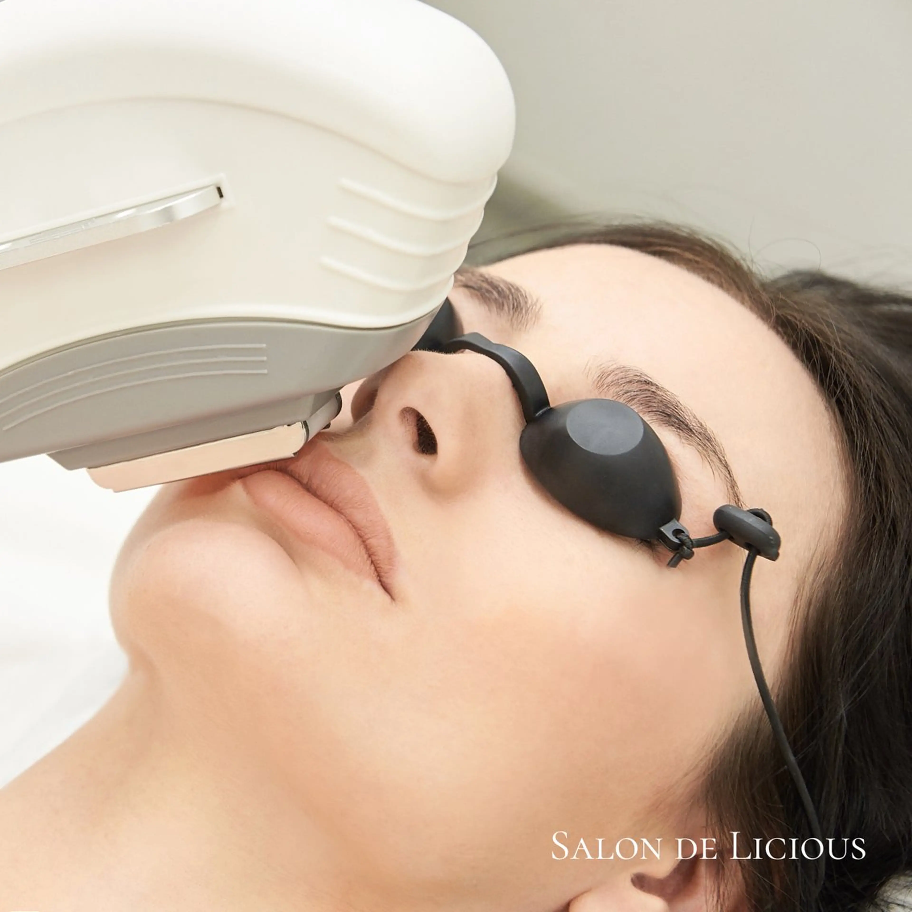 【レディース】顔脱毛/産毛にもしっかり反応🙆♀️13,200円→7,700円/クリニック導入実績のある脱毛器の写真