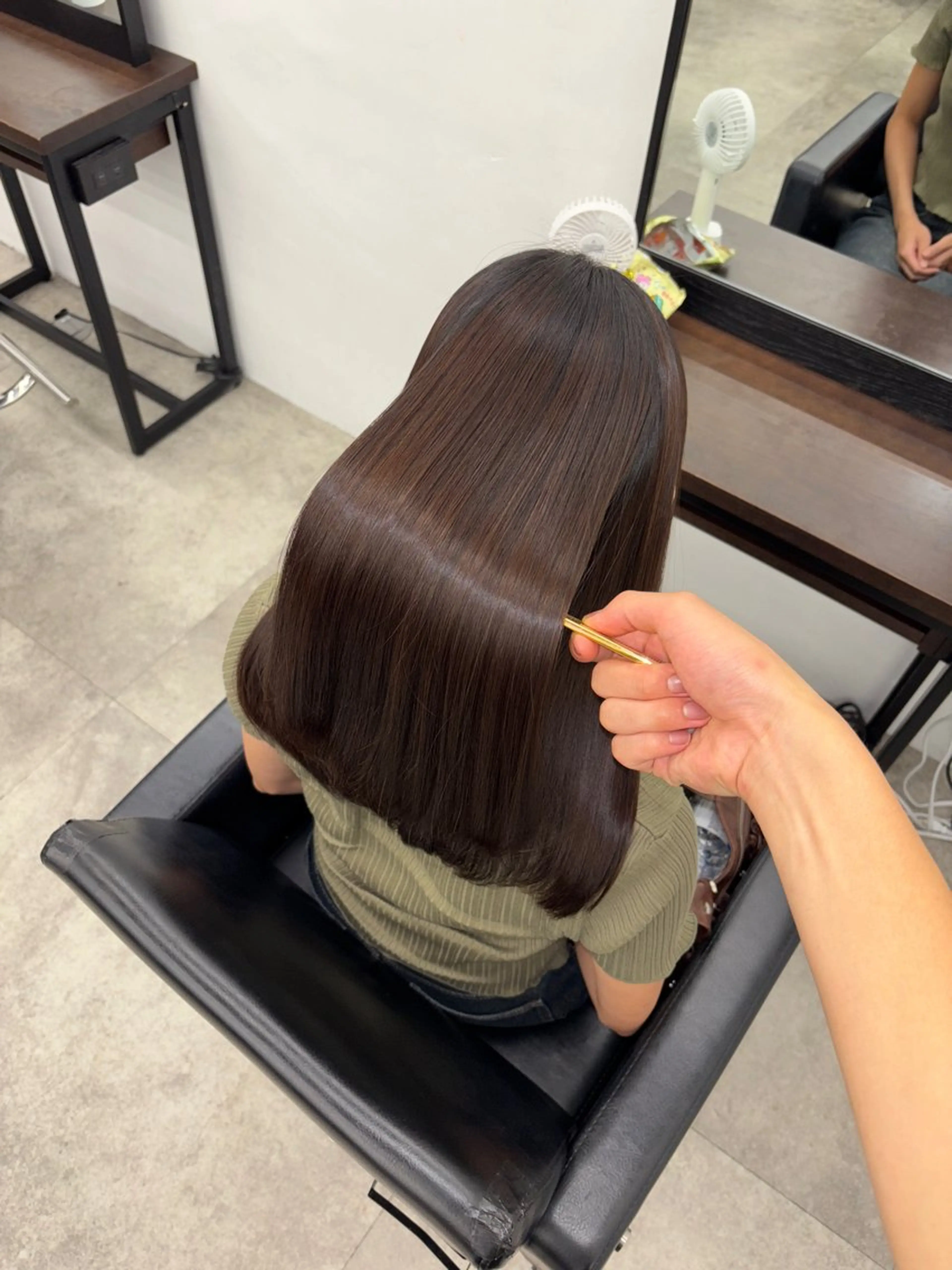 ミディアム 縮毛矯正 髪質改善/艶髪特化 /透明感✨️こうめいのヘアスタイル