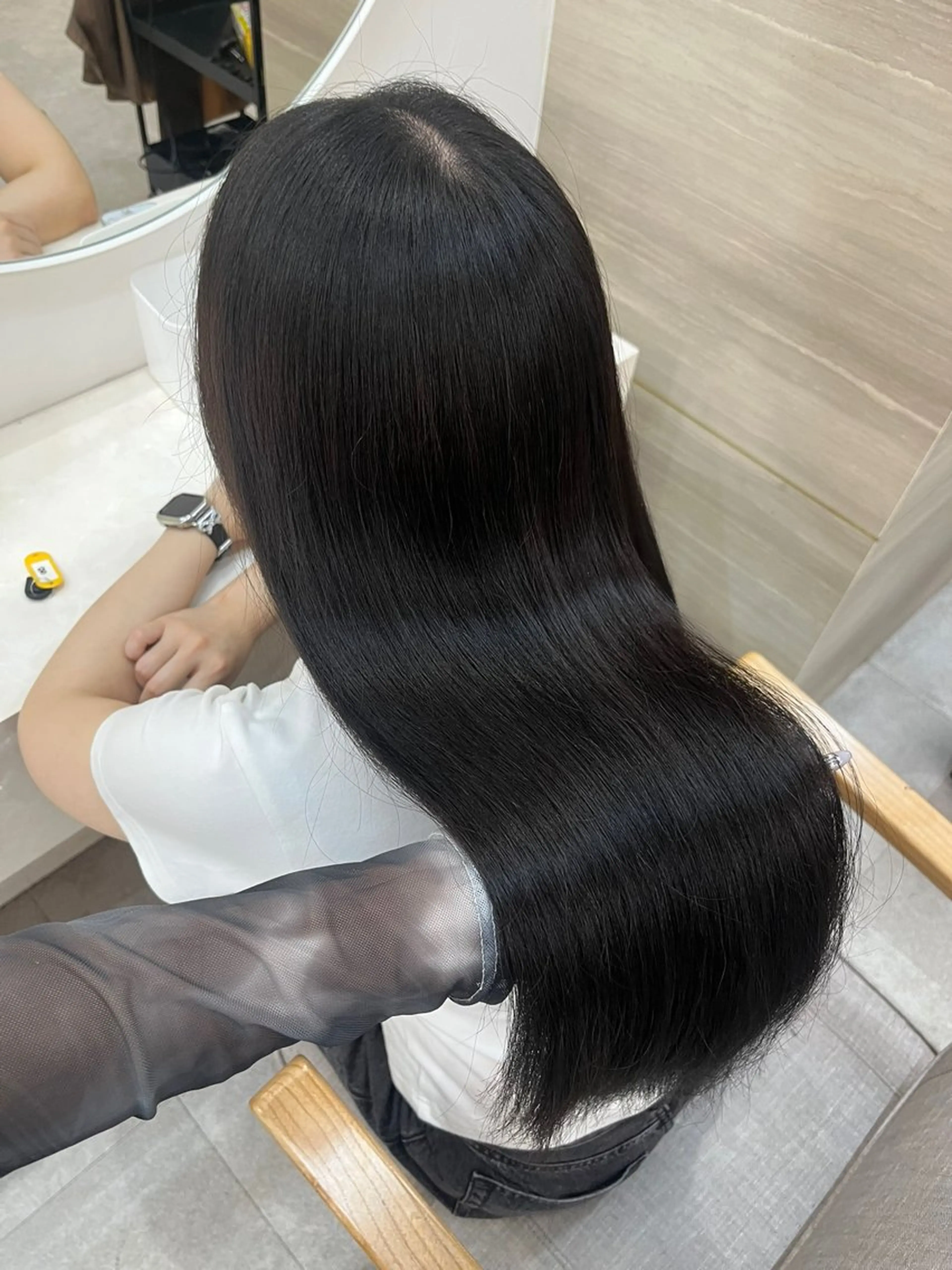 ロング カラー ブラウンカラー ダークブラウン ヘアカラー 🦋Yui🦋透明感 /艶カラー/髪質改善のヘアスタイル