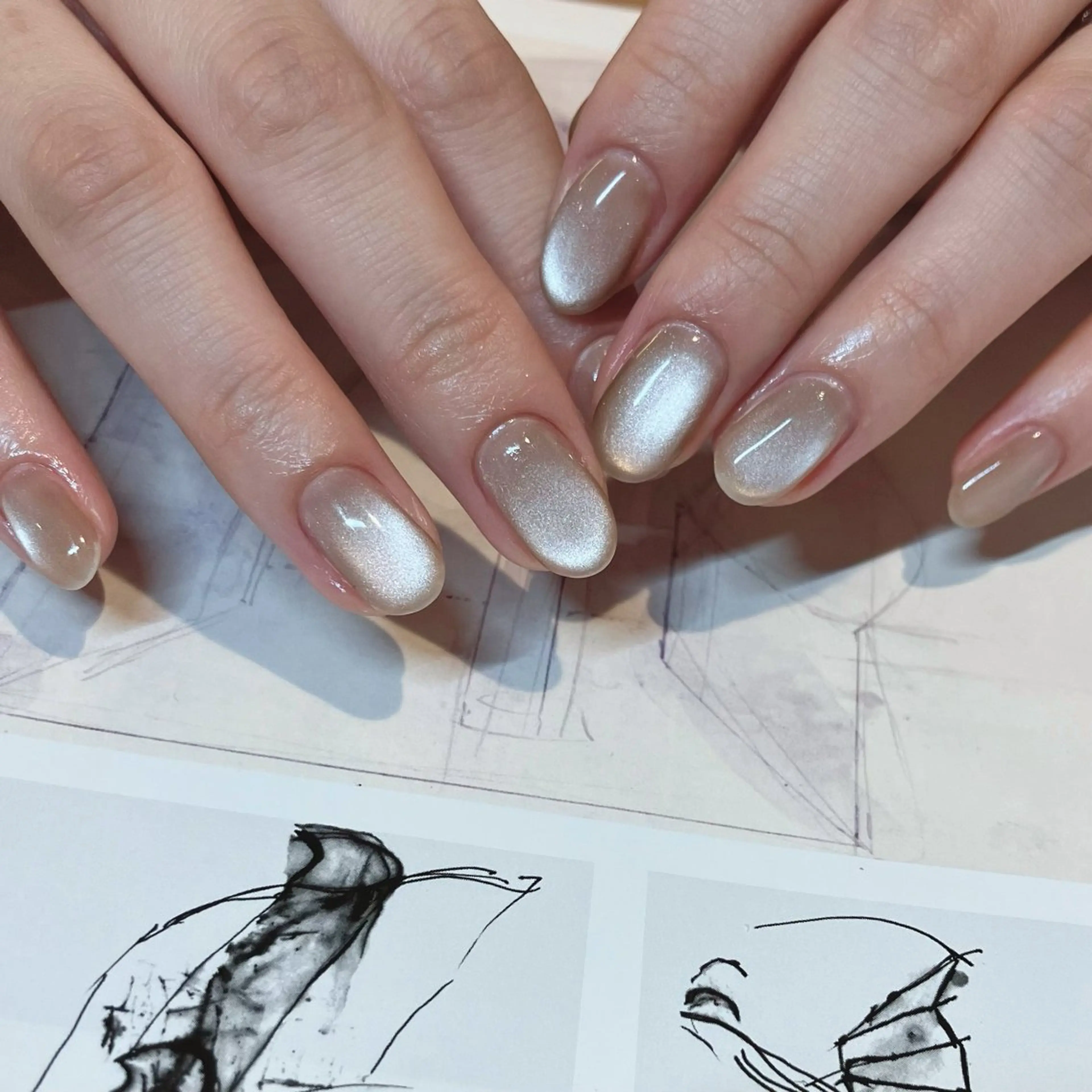 ネイル マグネットネイル マグネットワンカラー ワンカラーネイル ハンドネイル 丹(TAN.) akariのネイルデザイン