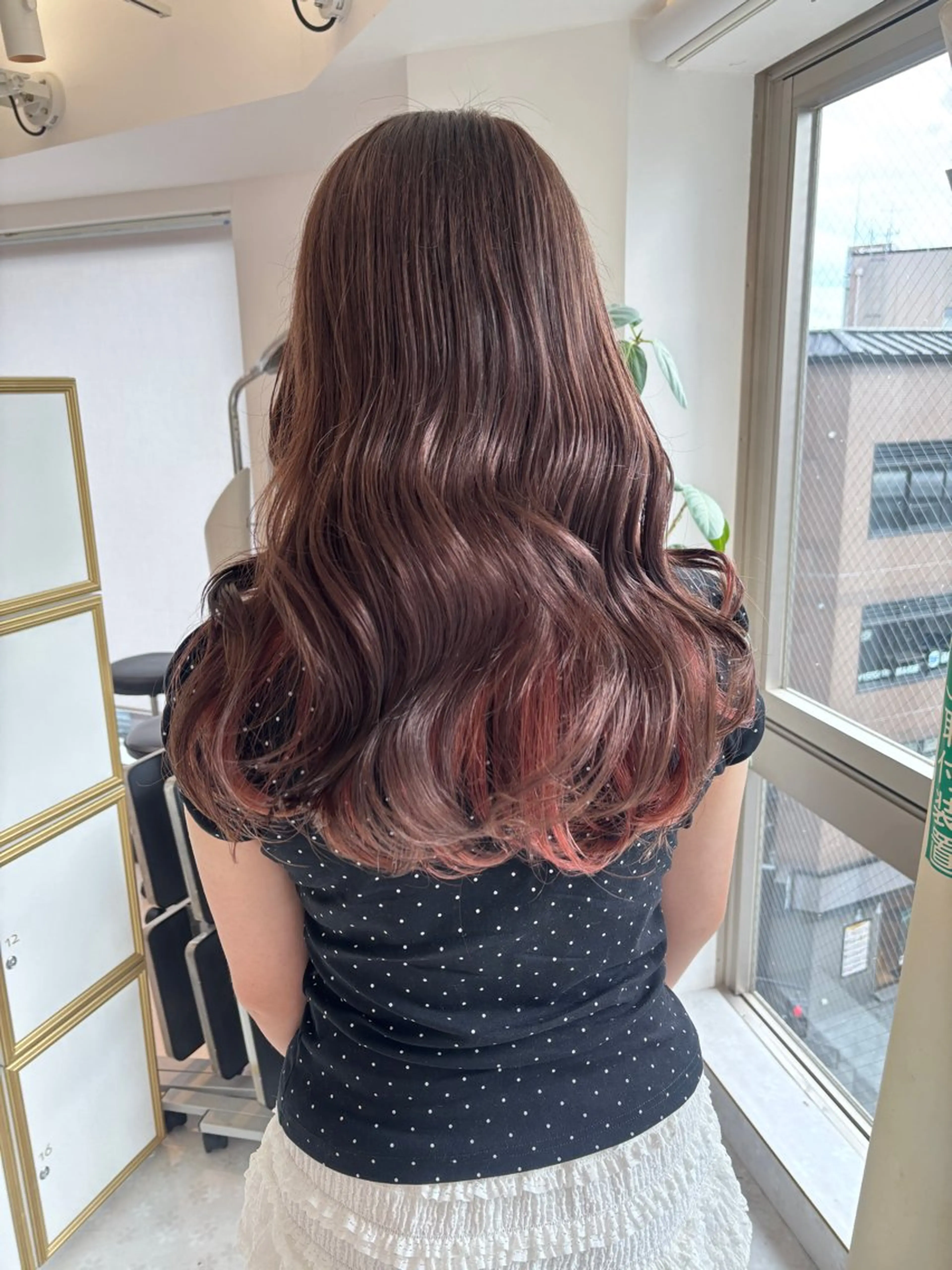 カラー ベージュカラー インナーカラー ピンクカラー カット ヘアカラー トリートメント 💐レイヤー/透明感 カラー💐智口彩香のヘアスタイル