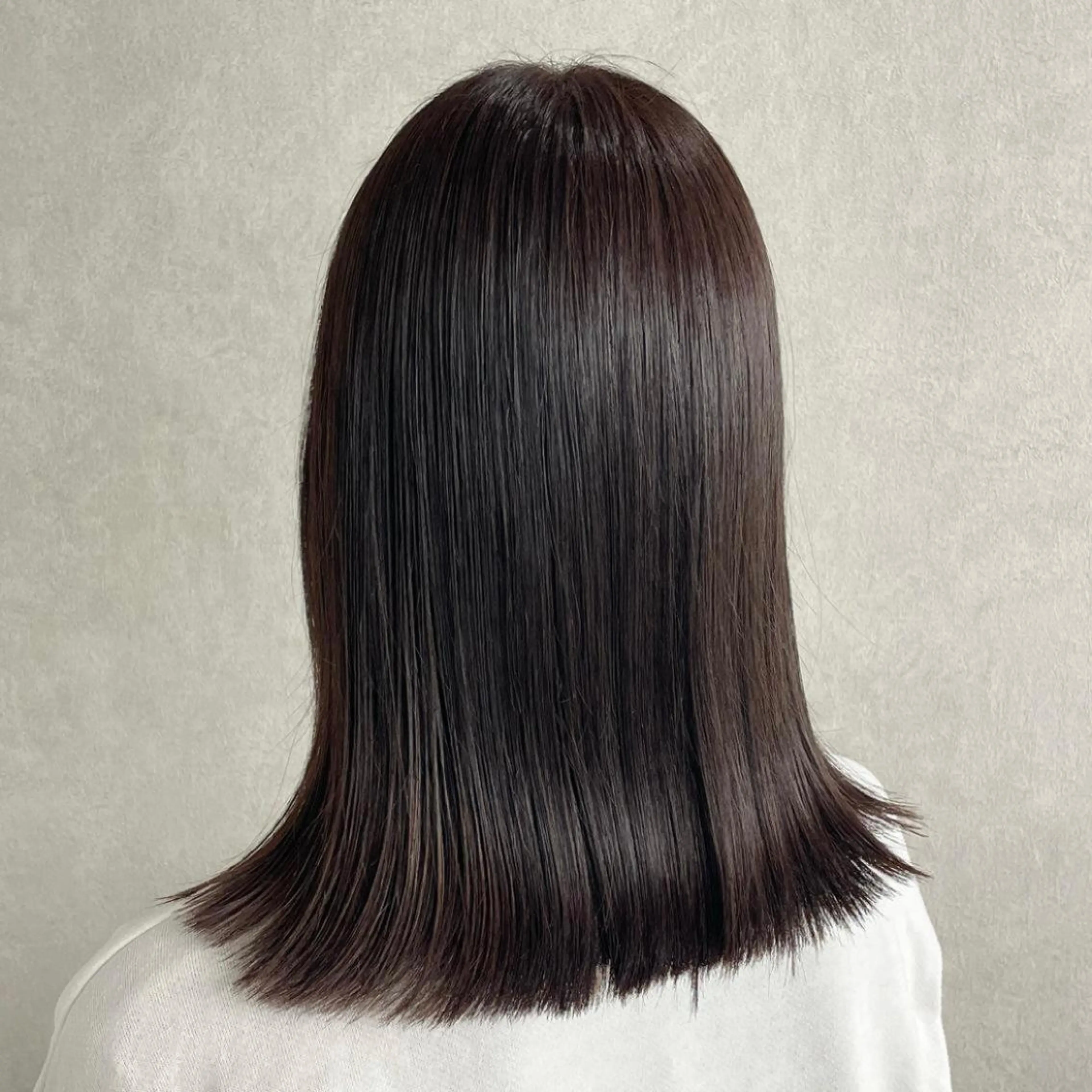 ミディアム カラー パーマ ヘアアレンジ メンズ キッズ ネイル マツエク・マツパ アイブロウ ブラウンカラー カラーマツエク ブラウン mona/ ストレートスタイル✨のヘアスタイル