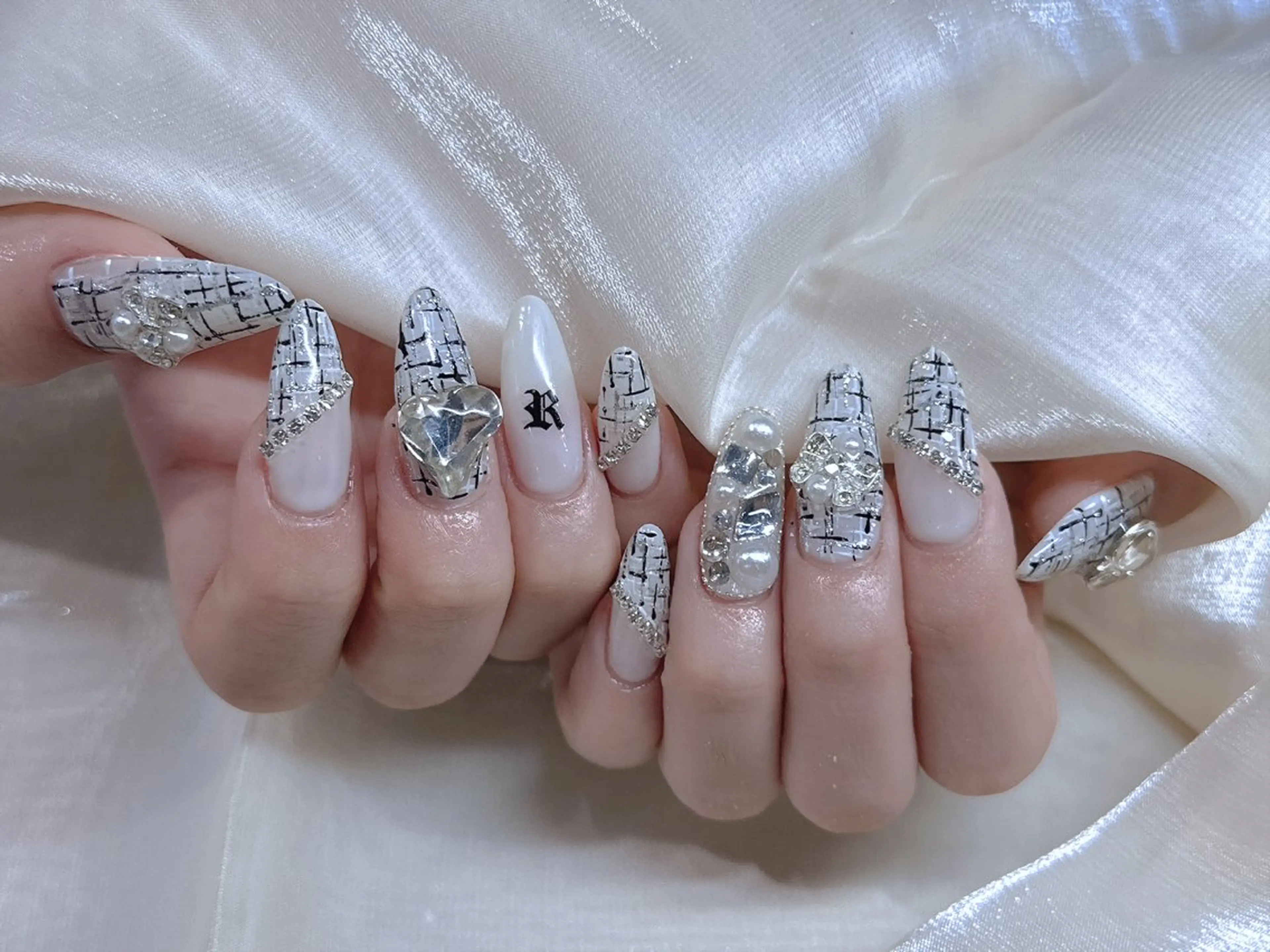 ネイル ハンドネイル エムズ エムズのマツエク・マツパデザイン