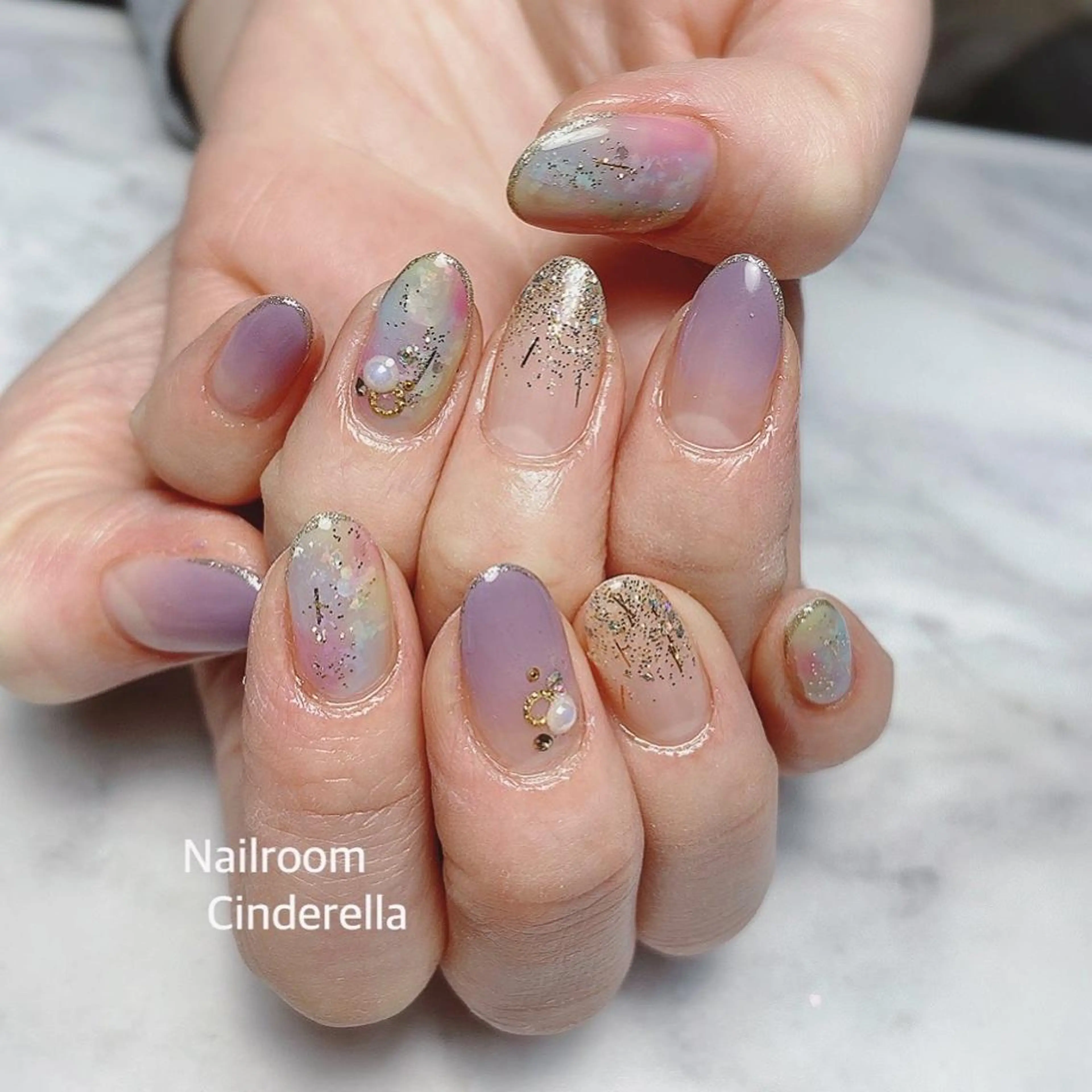 ネイル Nailroom. Cinderellaのネイルデザイン