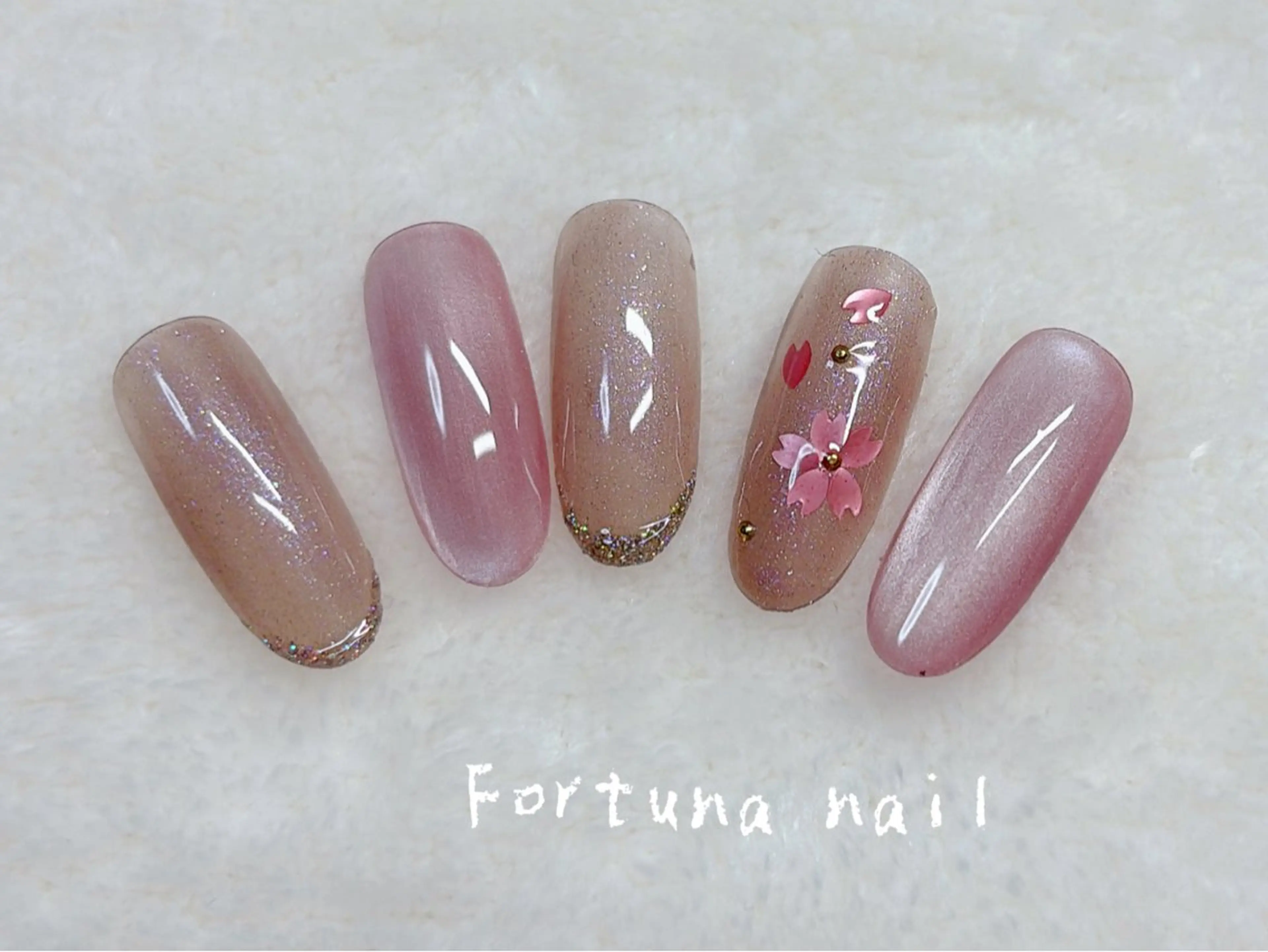 ネイル 桜ネイル 春ネイル ハンドネイル ハンドケア Nail •Head スパFortunaのネイルデザイン