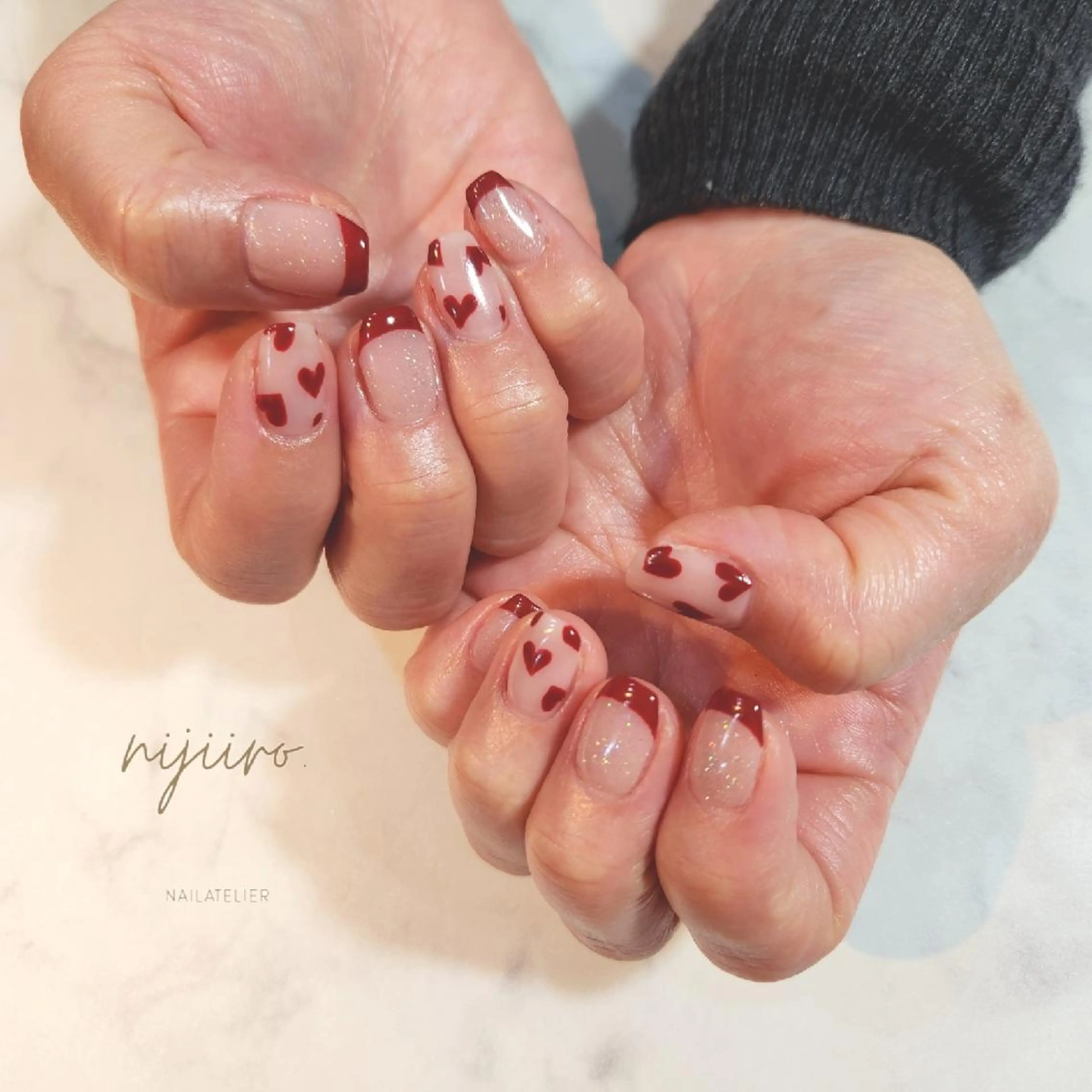 ネイル フレンチネイル ハート ハンドネイル nailatelier nijiiro.所属・nijiiro🌈 サトウのネイルデザイン