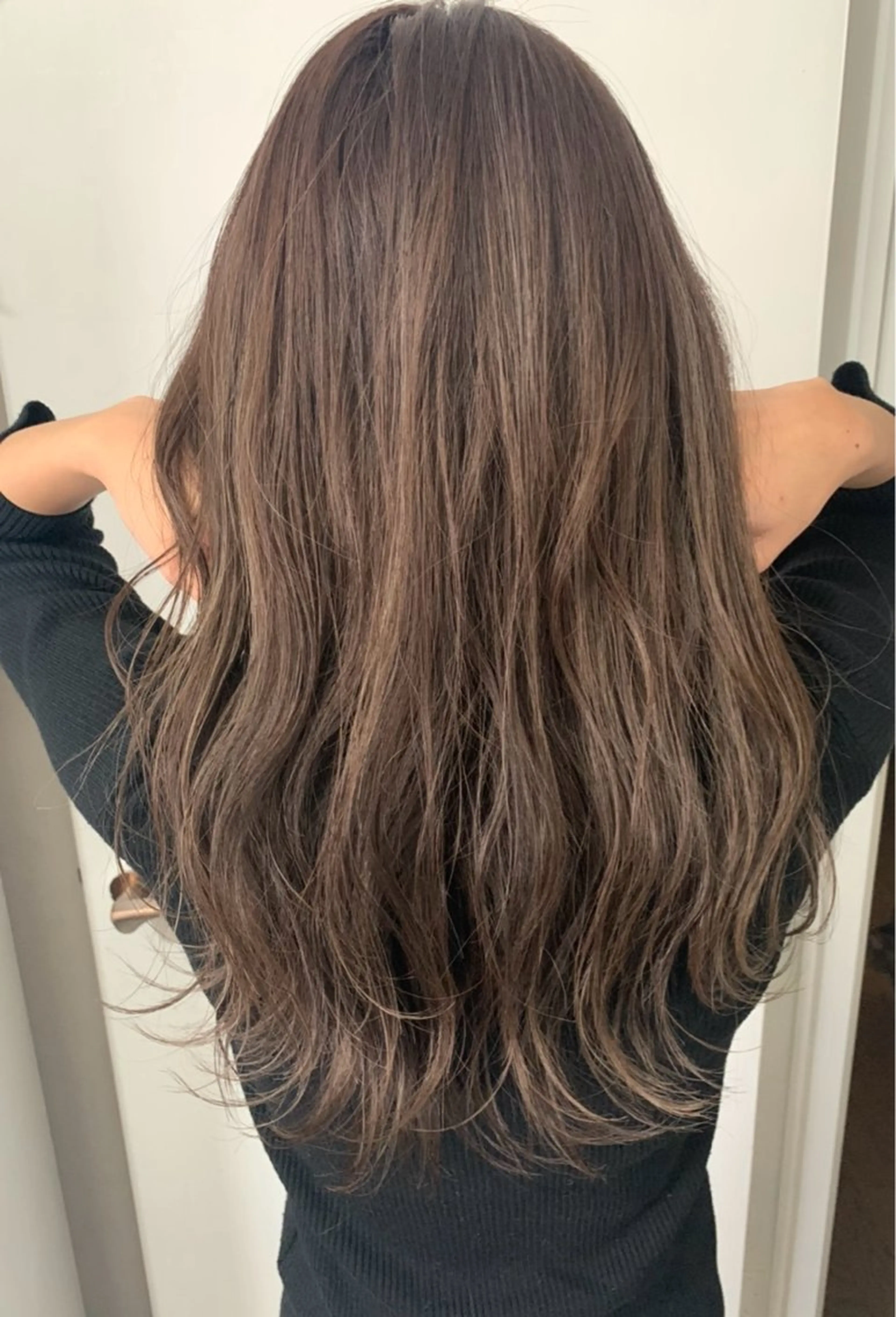 セミロング カラー セミロングレイヤー ベージュカラー ハイライトカラー ハイライト レイヤーカット iruk（イルク）所属・木村翔/大名ショート ボブ/ショートボブのヘアスタイル