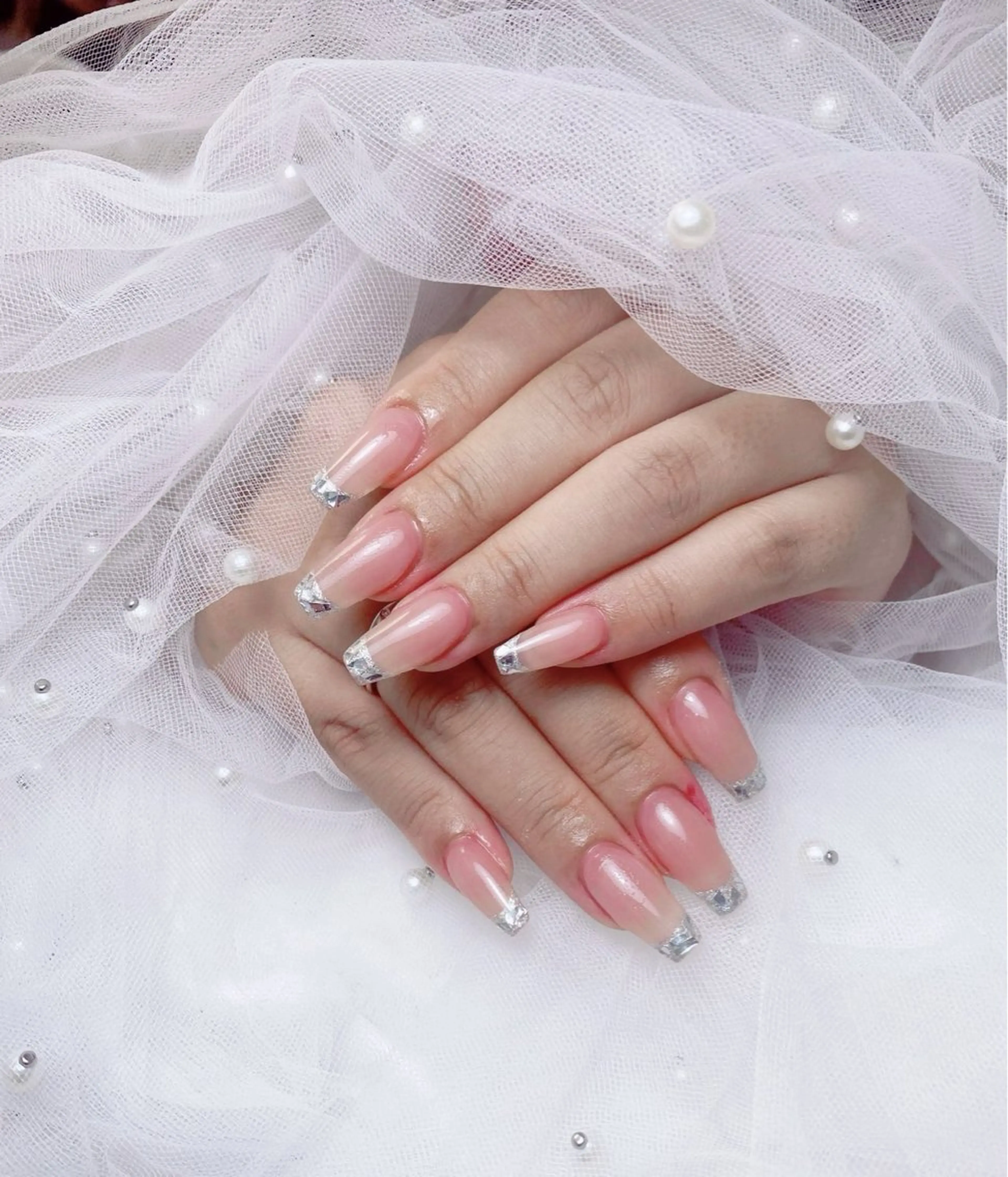 ネイル フレンチネイル ハート 韓国ネイル マグネットネイル マグネットフレンチ ハンドネイル ネイルサロン lotusのネイルデザイン