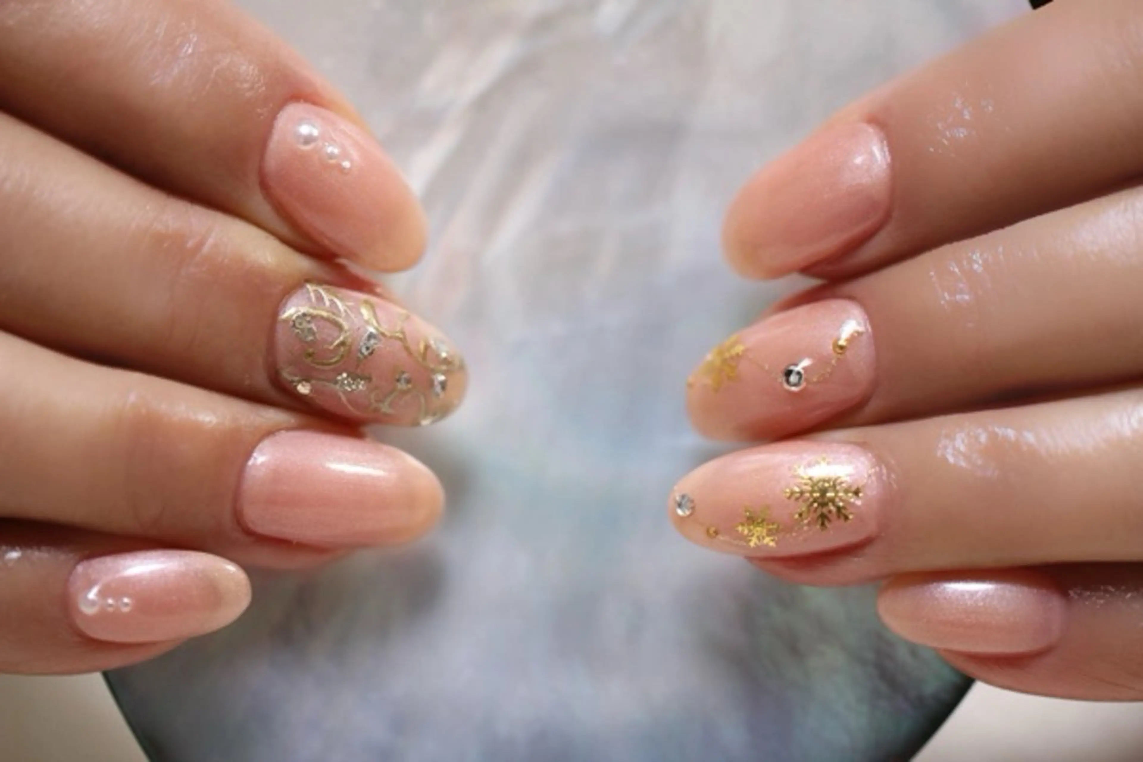 ネイル アートネイル ジェルネイル ワンカラーネイル ママリンド　志村坂上店所属・しみ えんのネイルデザイン