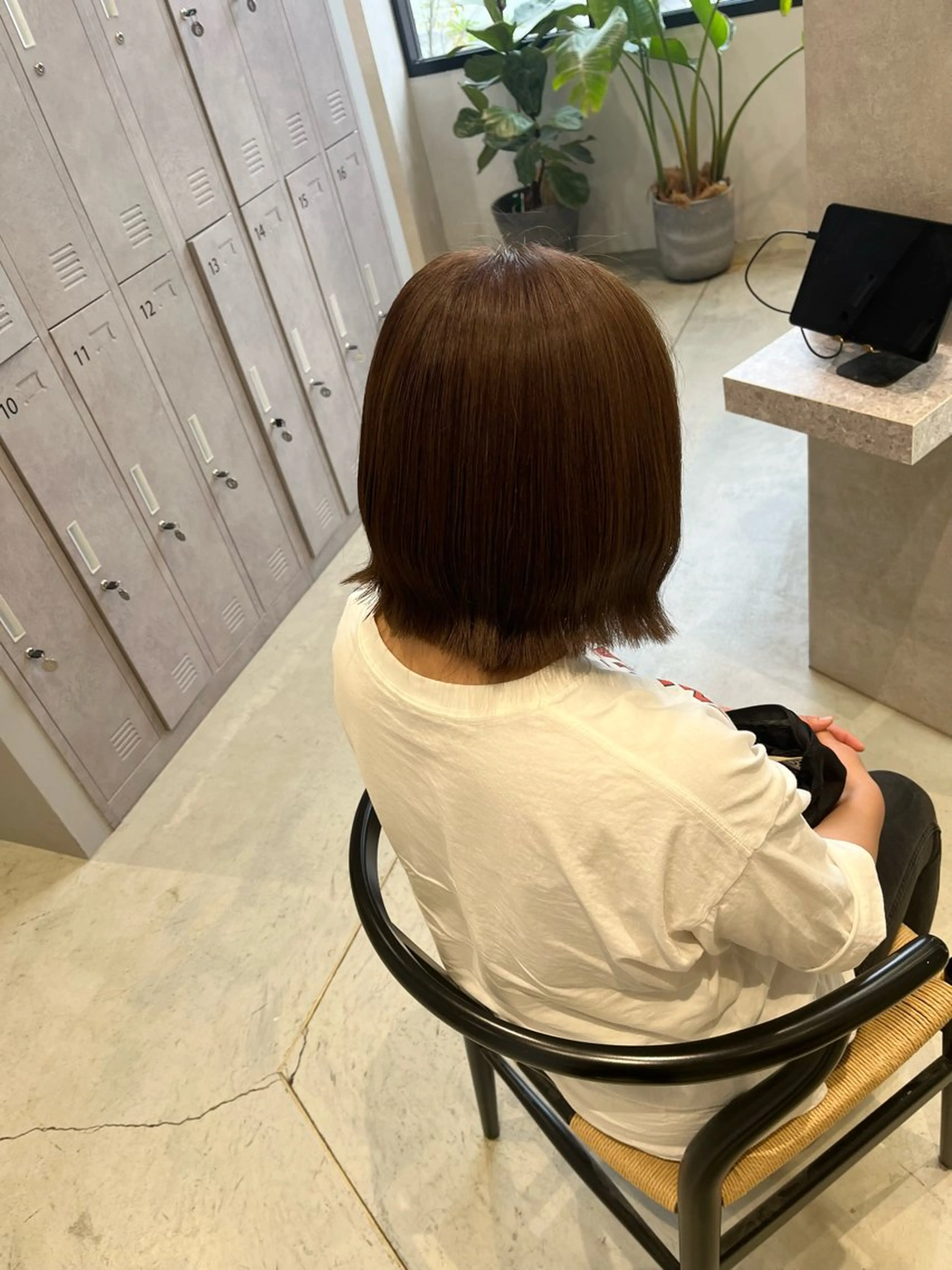 カラー ブラウンカラー オリーブブラウン 斉藤 果音のヘアスタイル