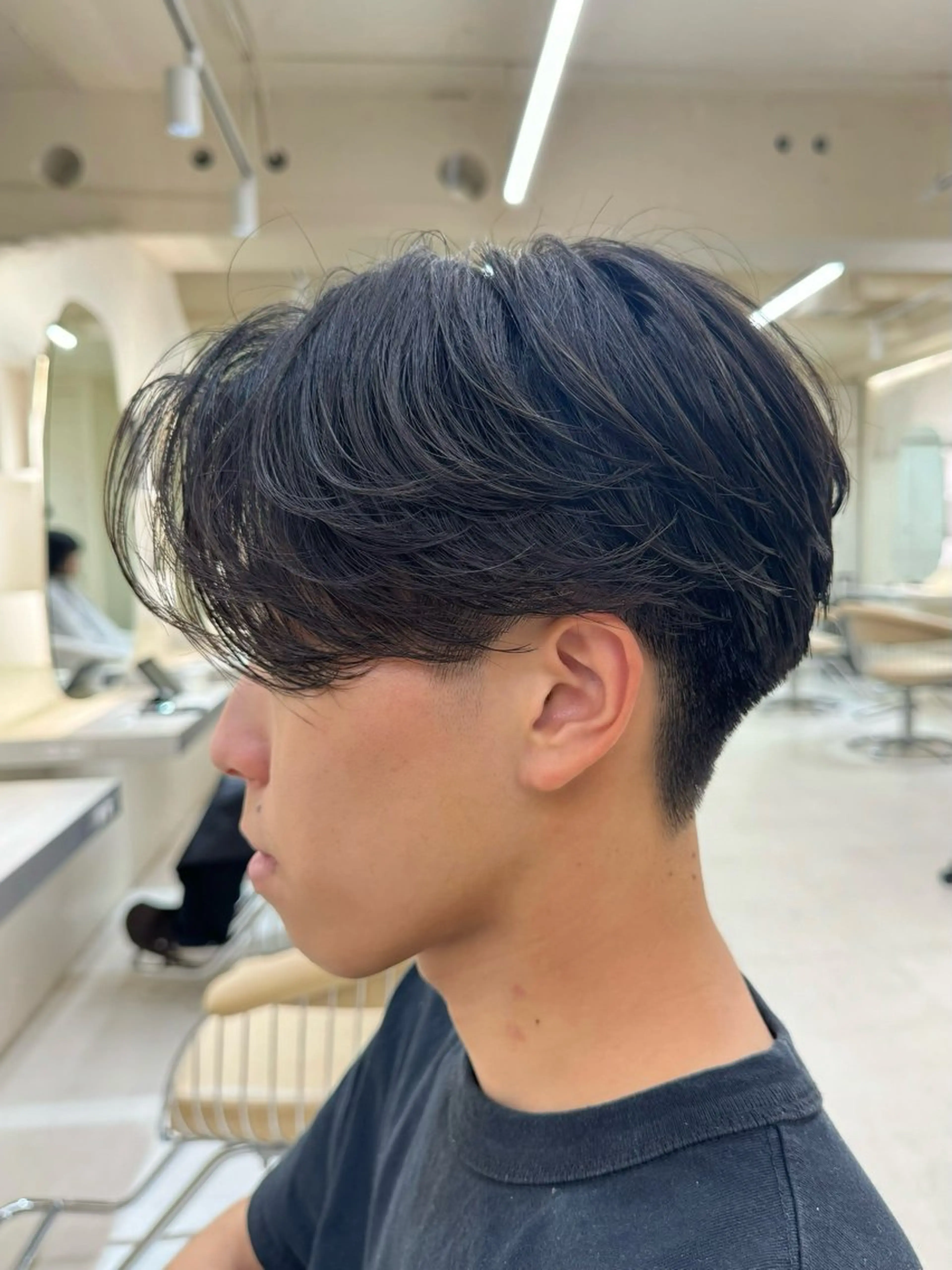 ショート パーマ メンズ センターパート メンズパーマ ニュアンスパーマ nico TOKYO 横浜所属・横浜/レイヤー/ カネコのヘアスタイル