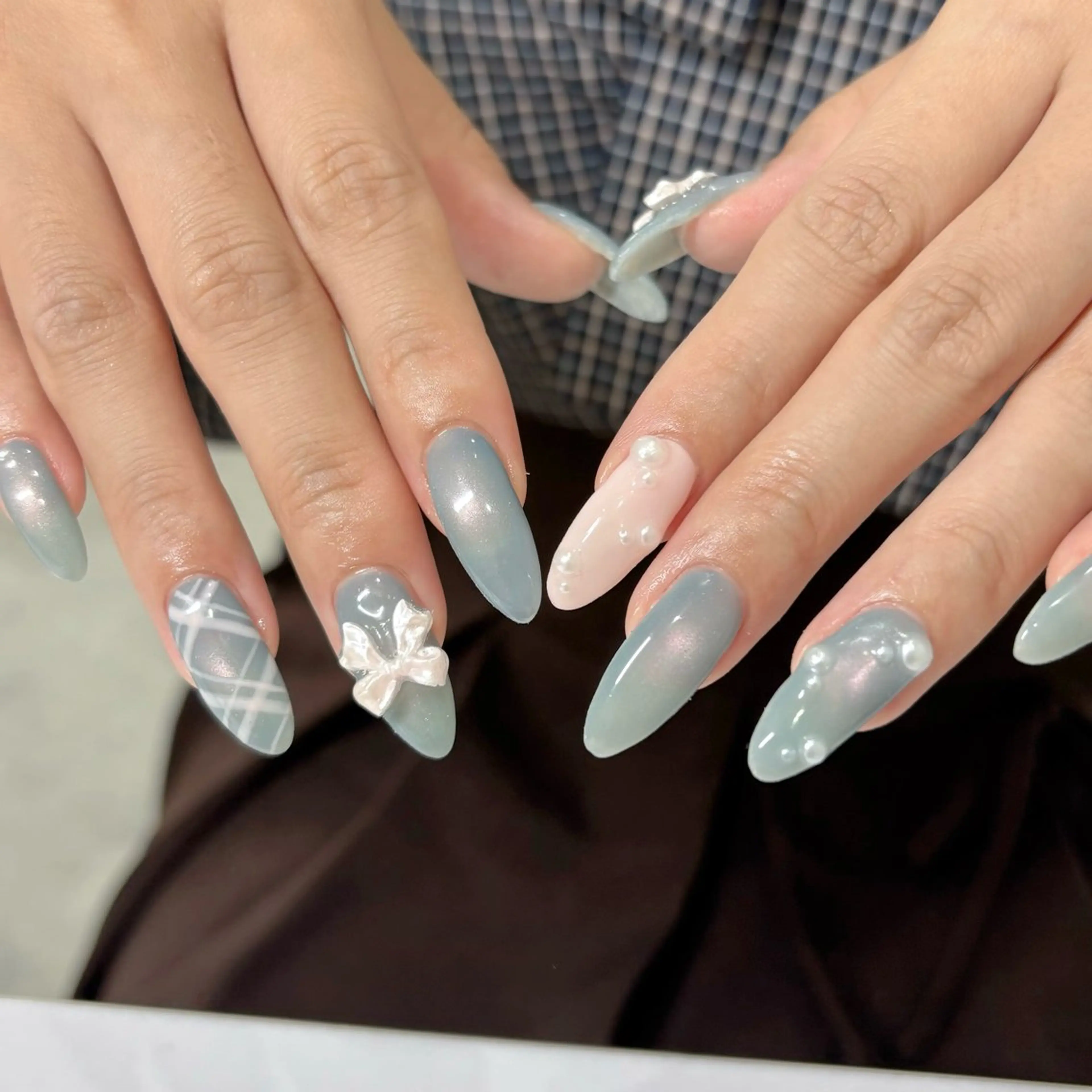 ネイル マグネットネイル ハンドネイル 🩰ミキ/韓国♡ girlyネイル🩰のネイルデザイン