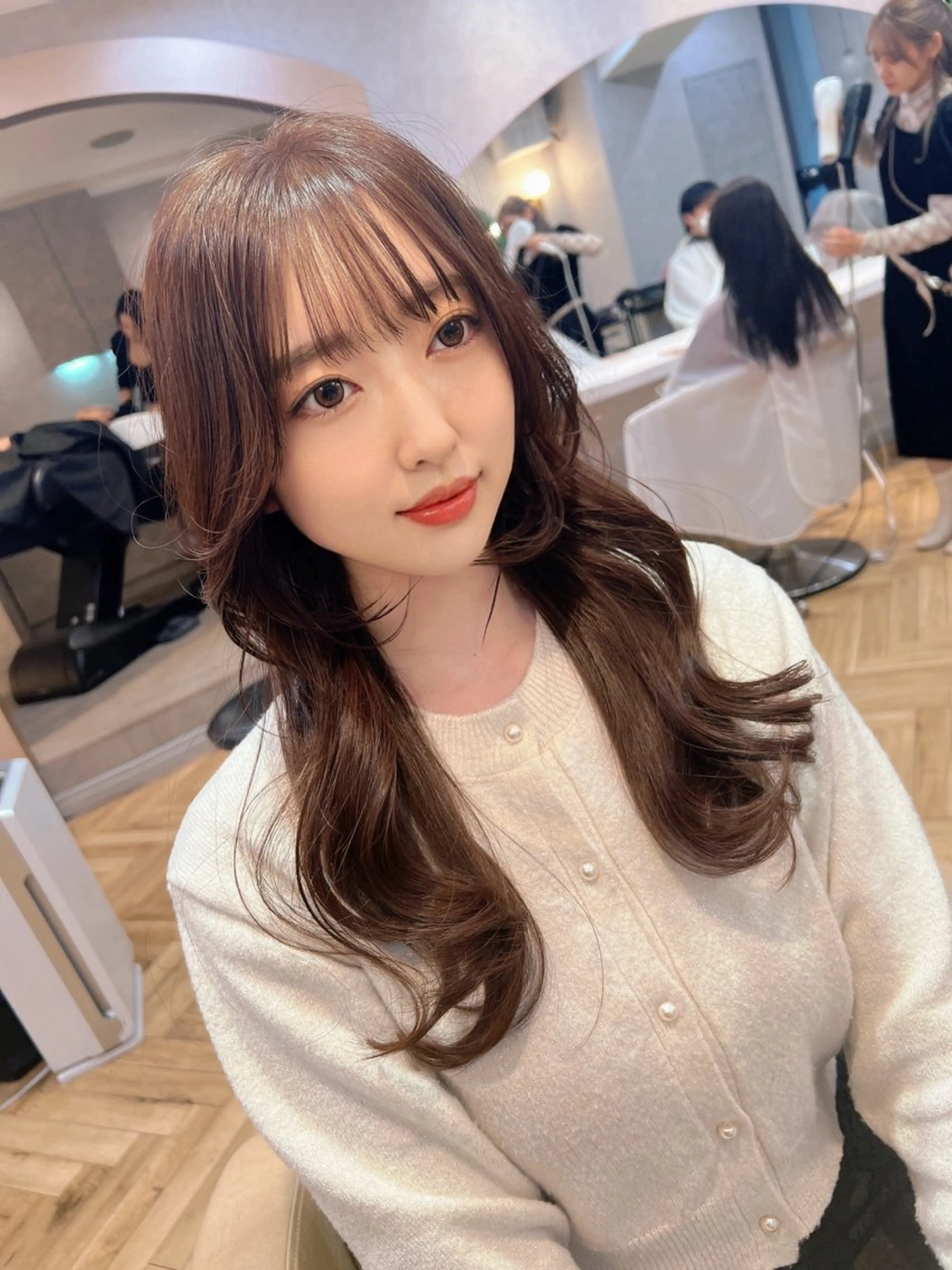 ロング カラー パーマ ヘアアレンジ 顔周りカット 韓国風ヘア ロング 小顔カット ニュアンスパーマ カット ヘアカラー トリートメント 平川 友理/韓国ヘア💘のヘアスタイル