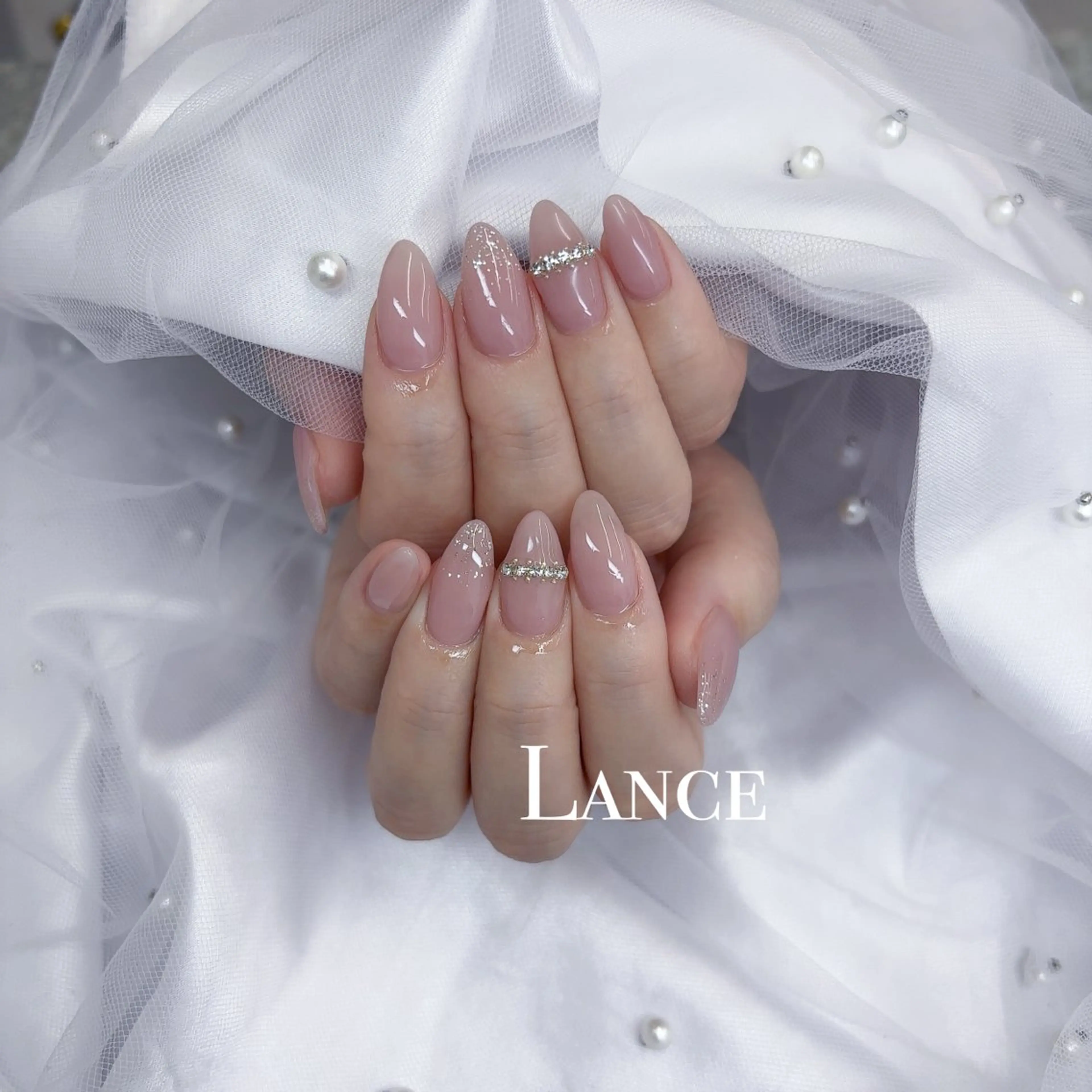 ネイル オーロラネイル フットネイル フレンチネイル ガラスフレンチ 氷ネイル・うるうるネイル ハンドネイル Lance nailのネイルデザイン