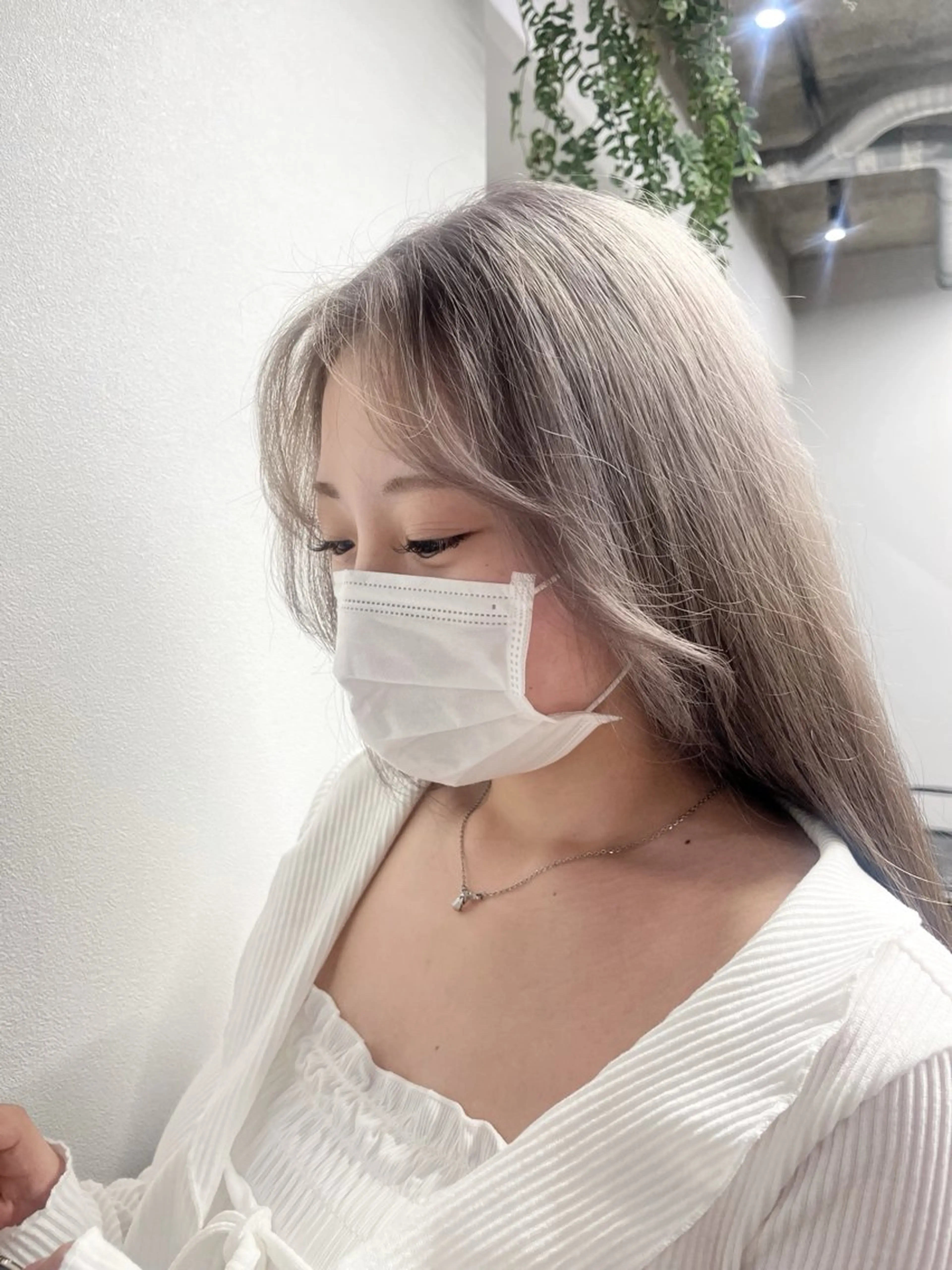 ロング カラー ブリーチ デザインカラー ハイトーンカラー 髪質改善 縮毛矯正 ヘアカラー トリートメント JIN/暖色カラー /髪質改善/艶髪のヘアスタイル