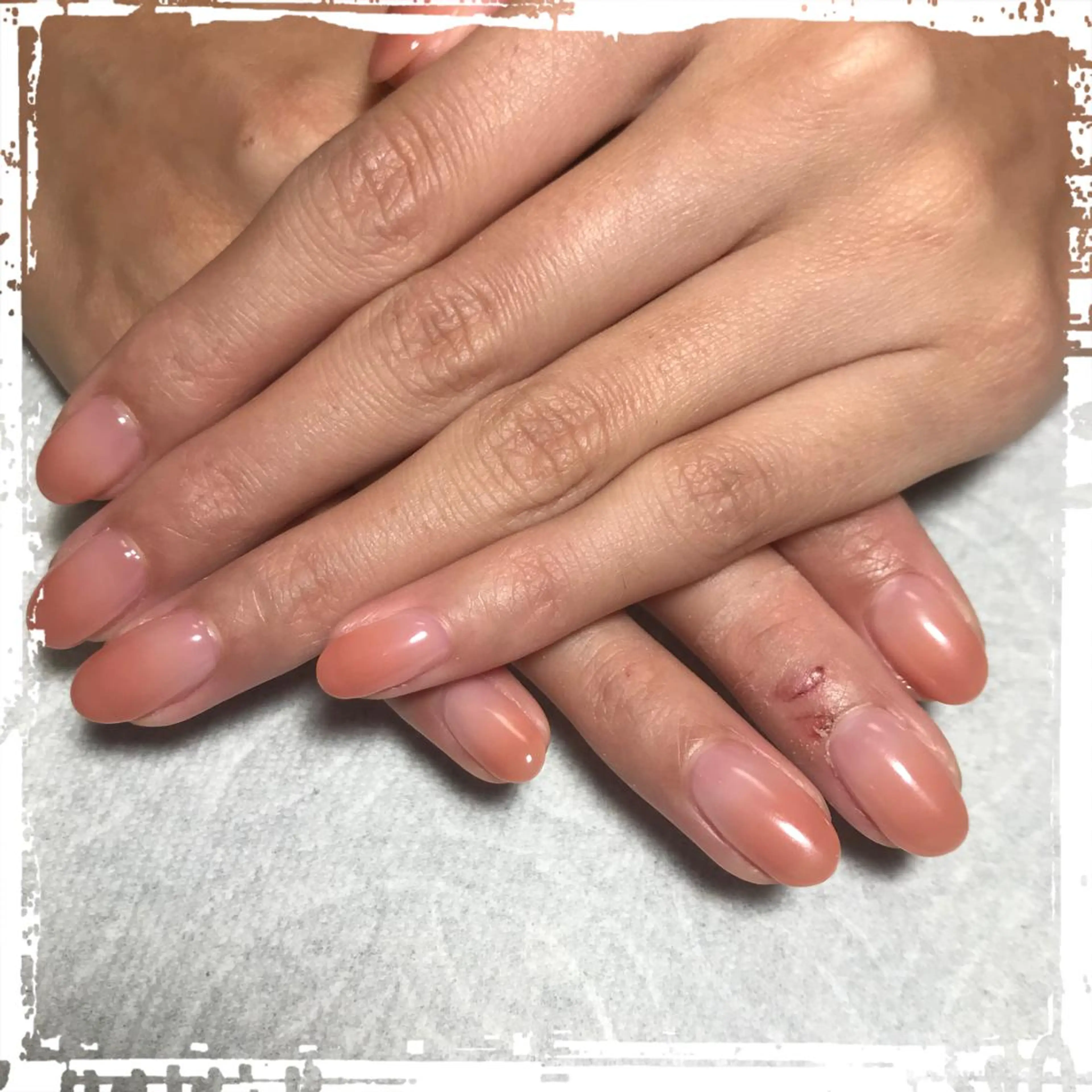 ネイル ECLAT エクラ所属・寺山 千鶴のネイルデザイン