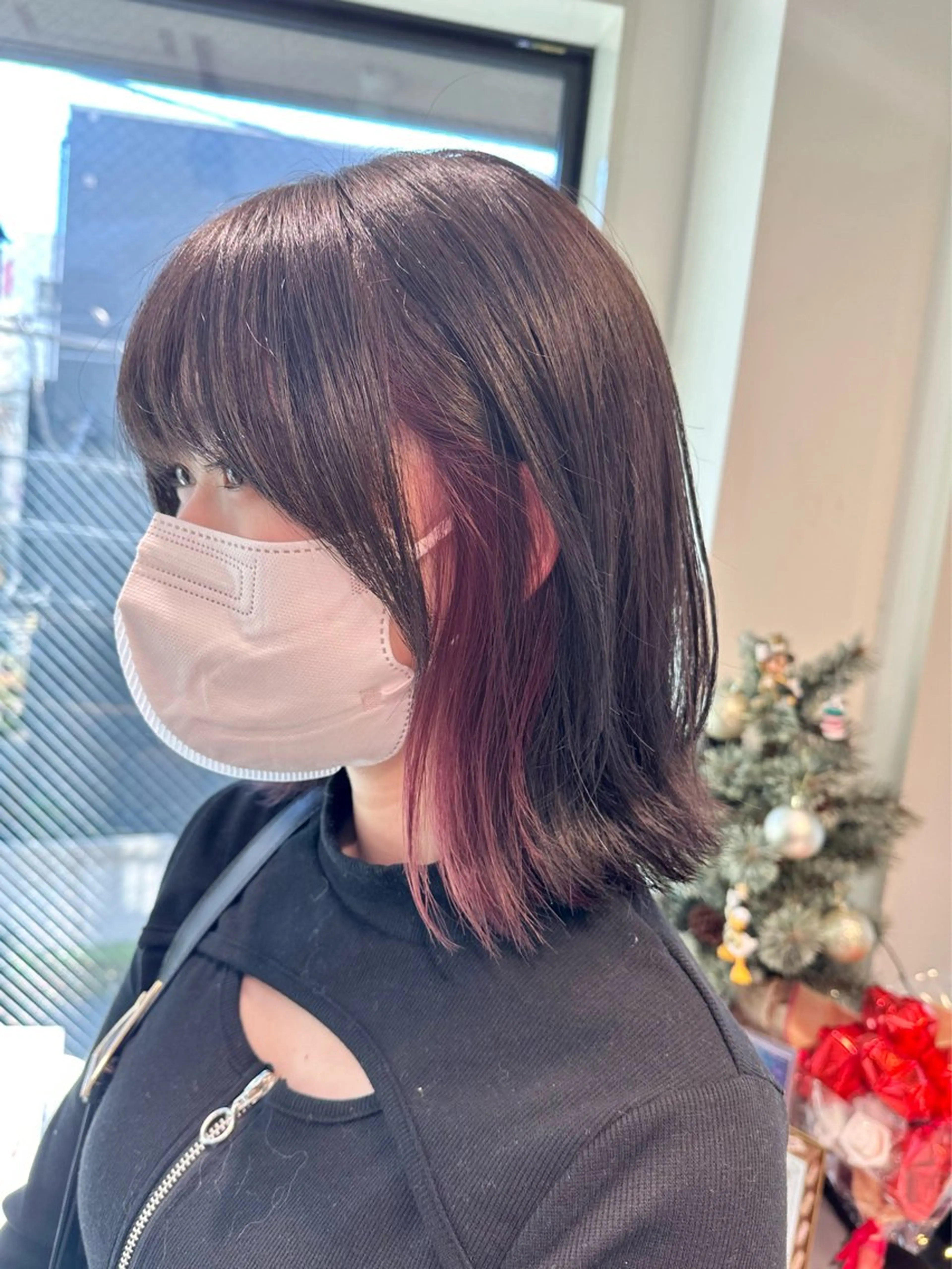 セミロング カラー イヤリングカラー ピンクカラー ピンクパープル パープルカラー GO TODAY SHARE SALON 原宿本店所属・ブリーチ/ハイトーン 艶カラー/ユリナのヘアスタイル
