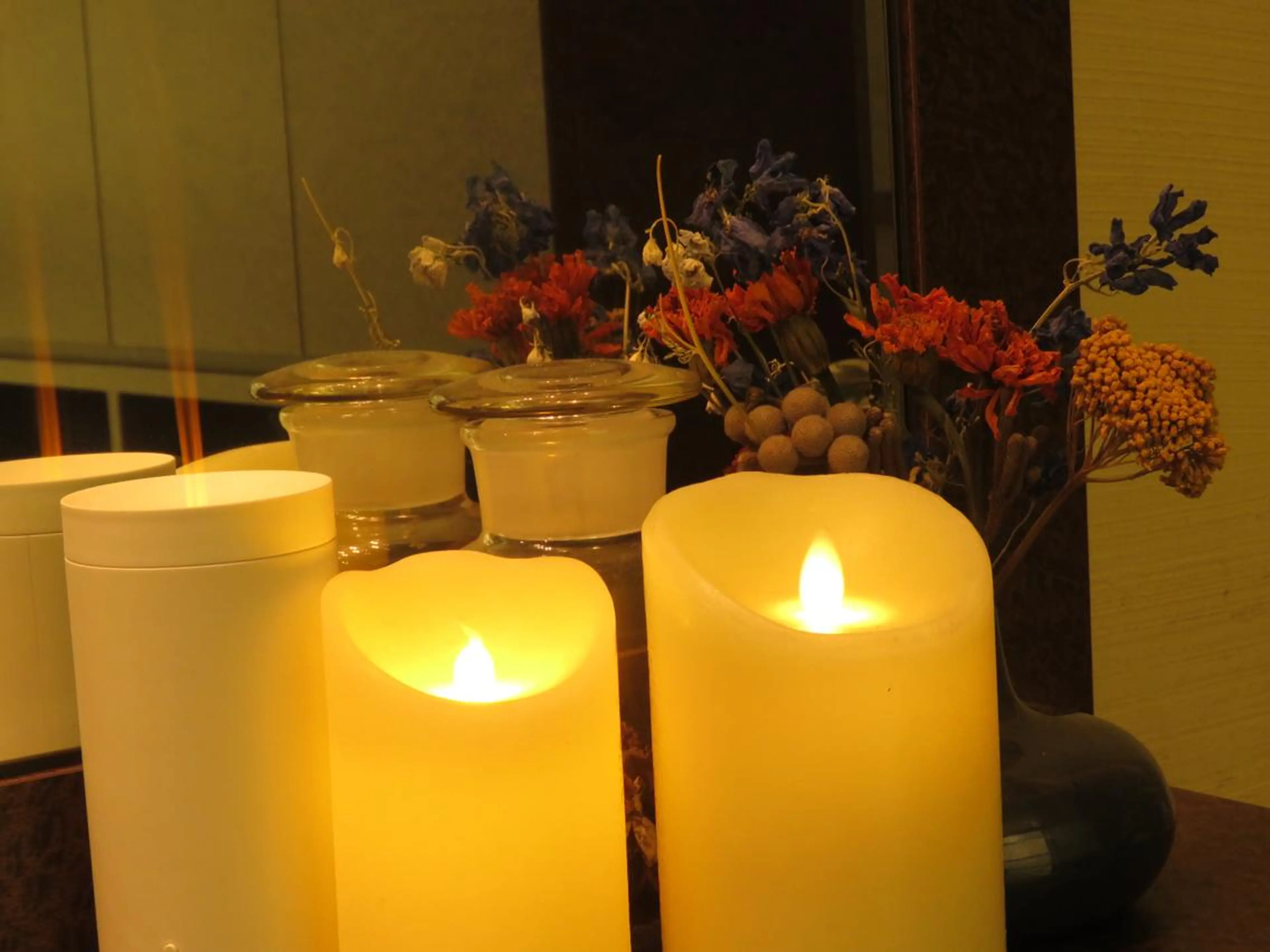 メッサ•ラフィナート所属・MESSA Raffinatoのマツエク・マツパデザイン