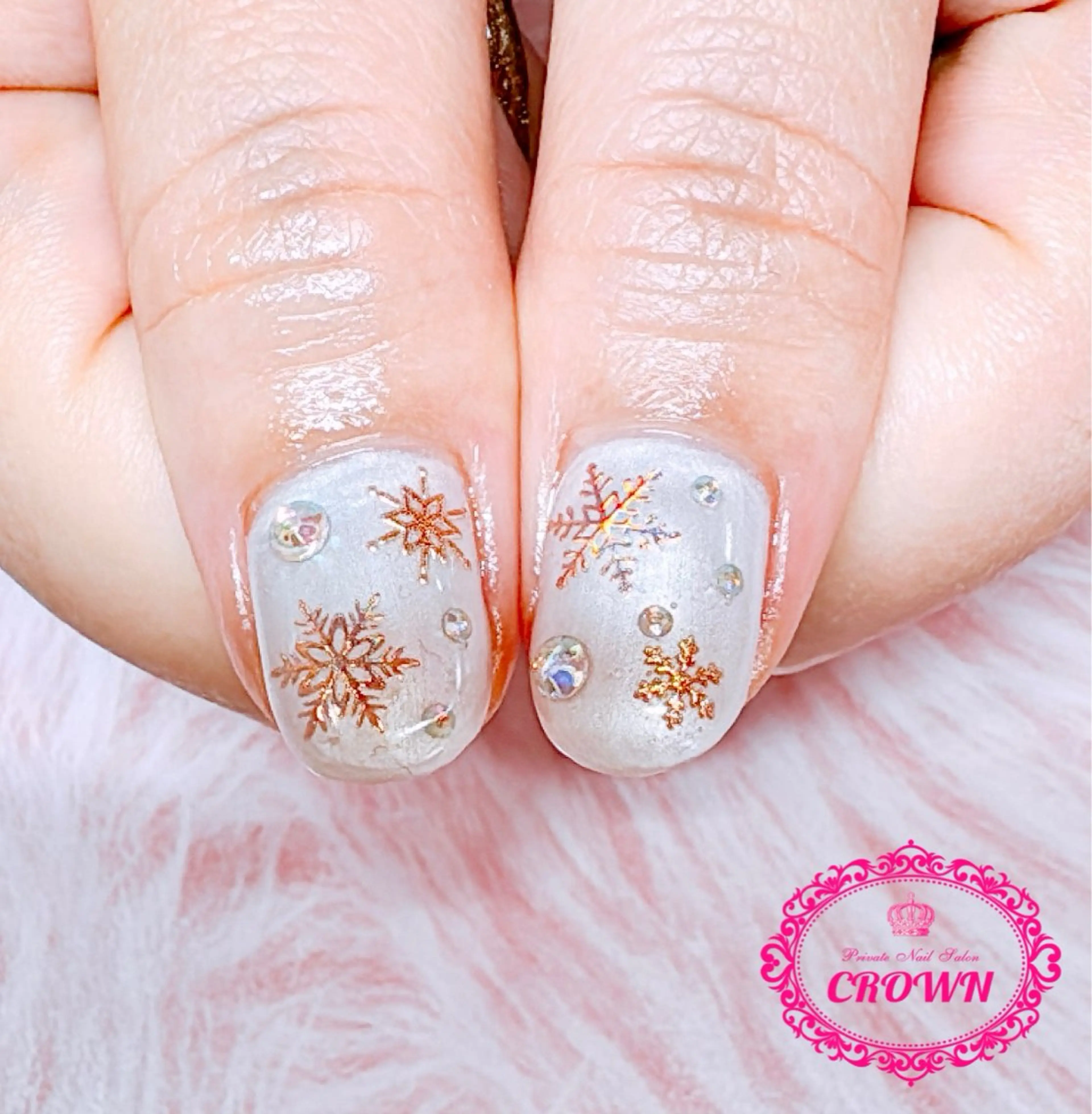 ネイル CROWN プライベートサロンのネイルデザイン