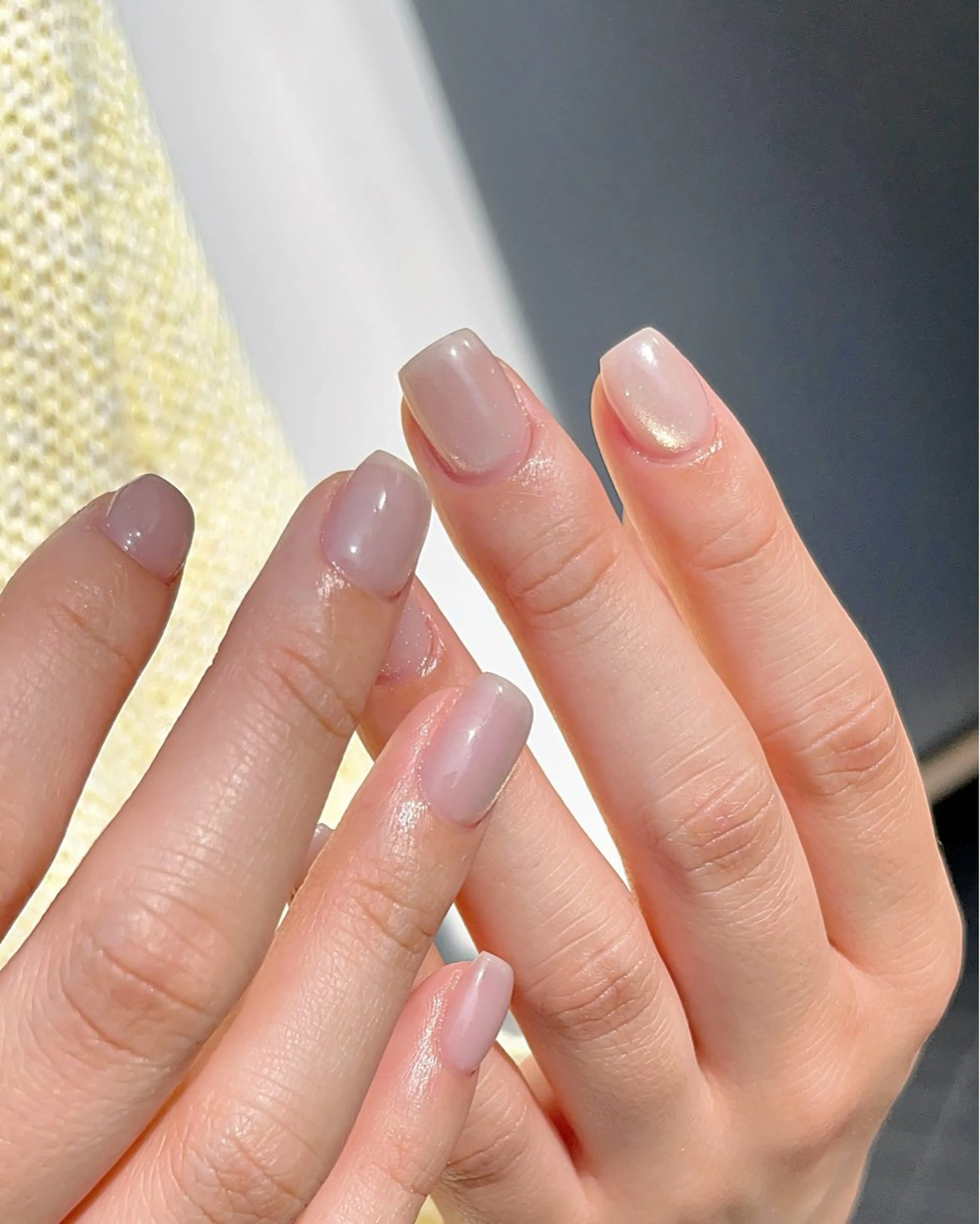 ネイル フラッシュネイル 水色 マグネットネイル ミラーネイル ネイビー ハンドネイル ハンドケア 🫧OPELIA NAIL渋谷🫧のネイルデザイン